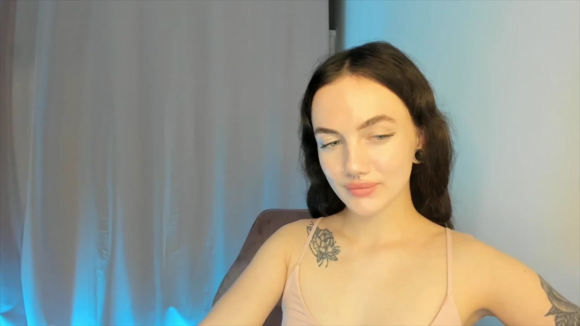 Gallery image thumbnail from JaneBaker's myfreecams stream on, 01/12/2023, 01:41 image 4 of 20