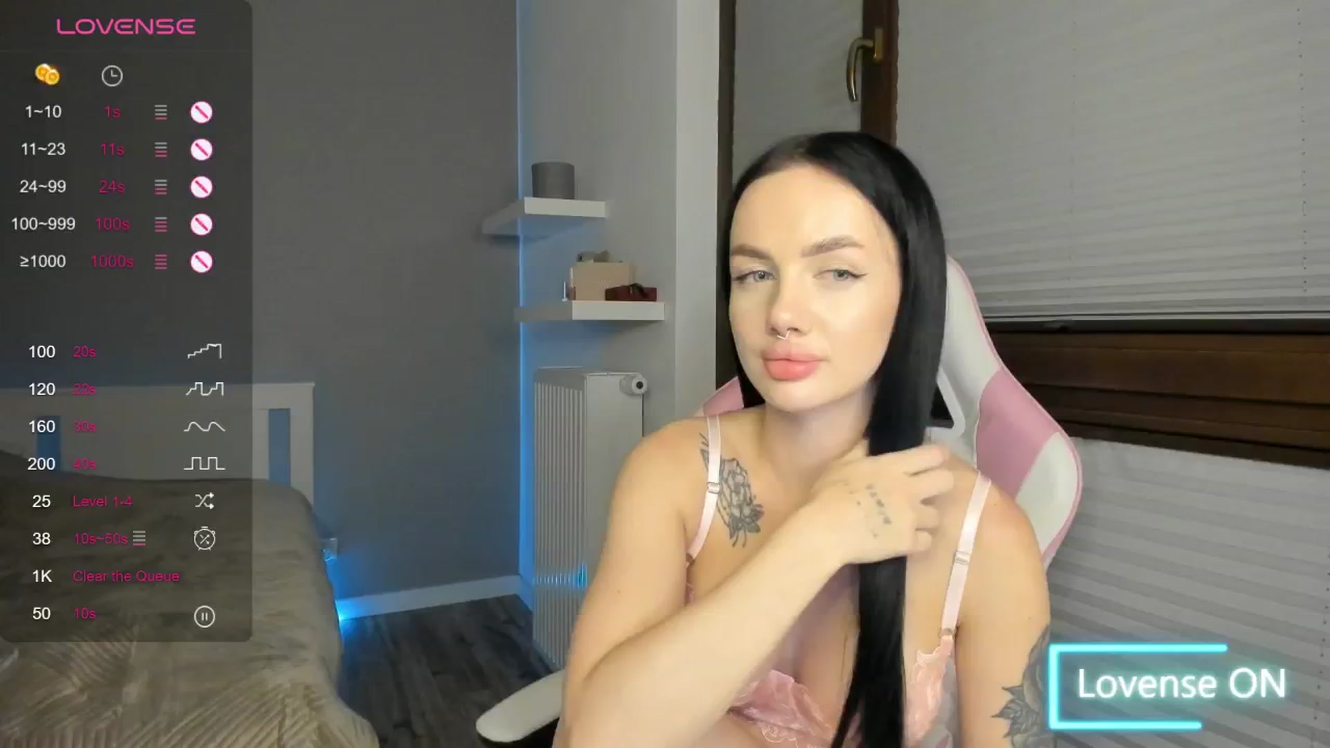 Gallery image thumbnail from JaneBaker's myfreecams stream on, 10/17/2024, 01:10 image 19 of 20