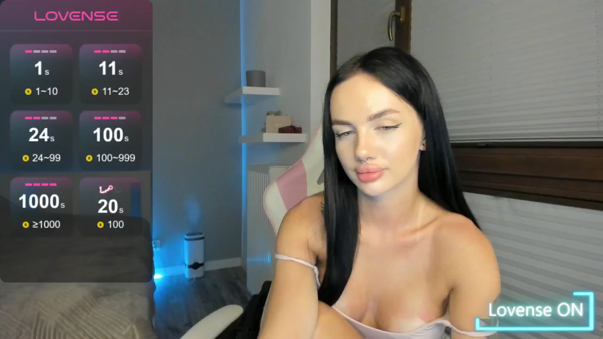 Gallery image thumbnail from JaneBaker's myfreecams stream on, 12/04/2024, 02:07 image 10 of 20
