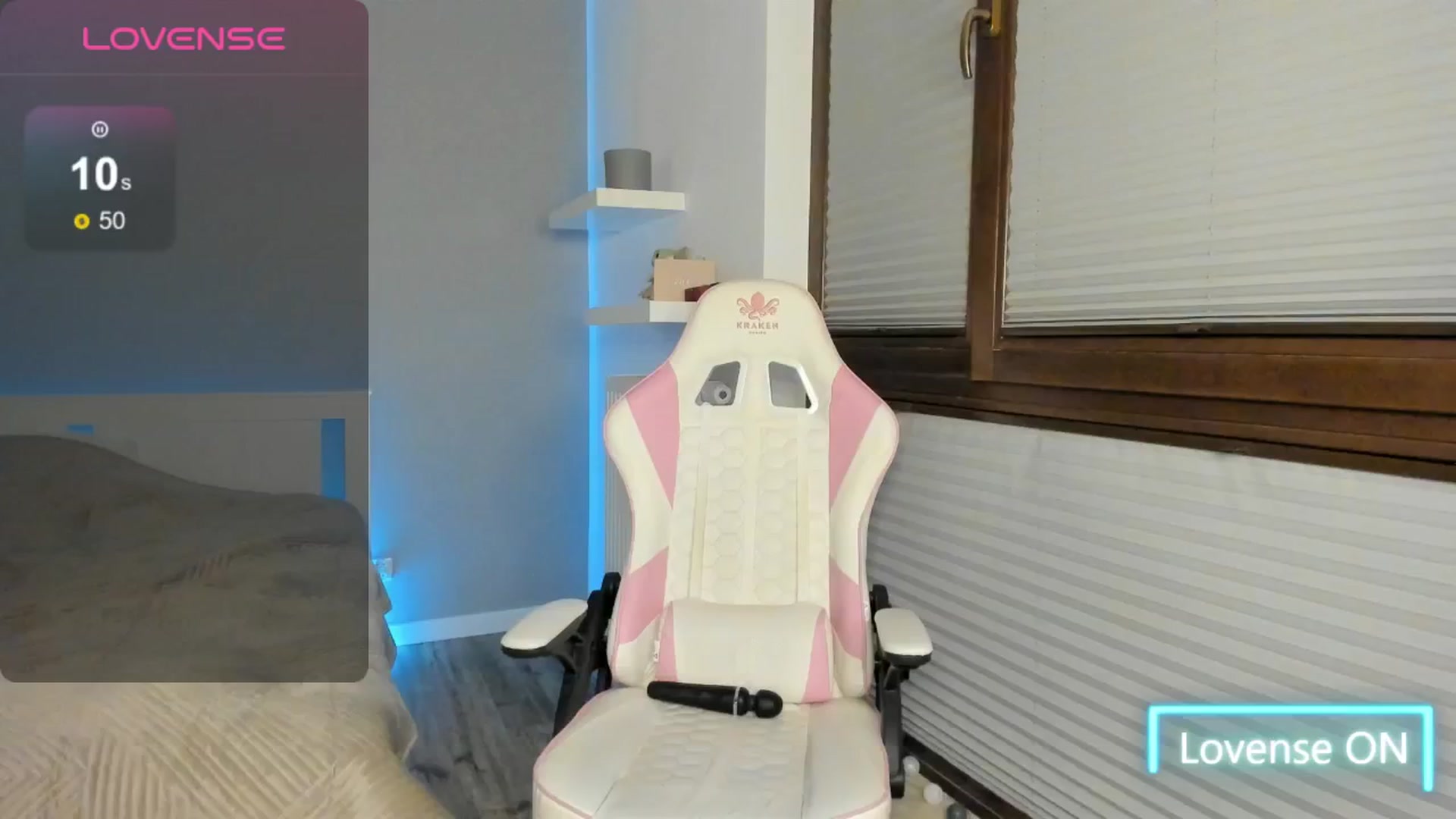 Gallery image thumbnail from JaneBaker's myfreecams stream on, 12/12/2024, 01:36 image 1 of 20