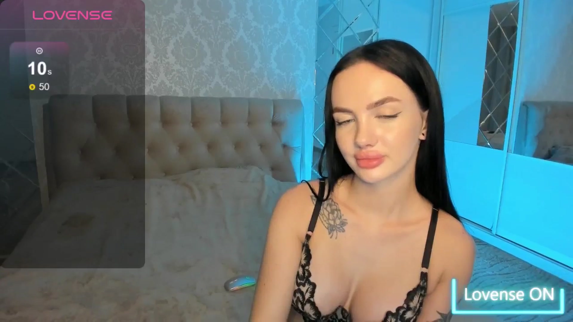 Gallery image thumbnail from JaneBaker's myfreecams stream on, 01/06/2025, 24:19 image 11 of 20