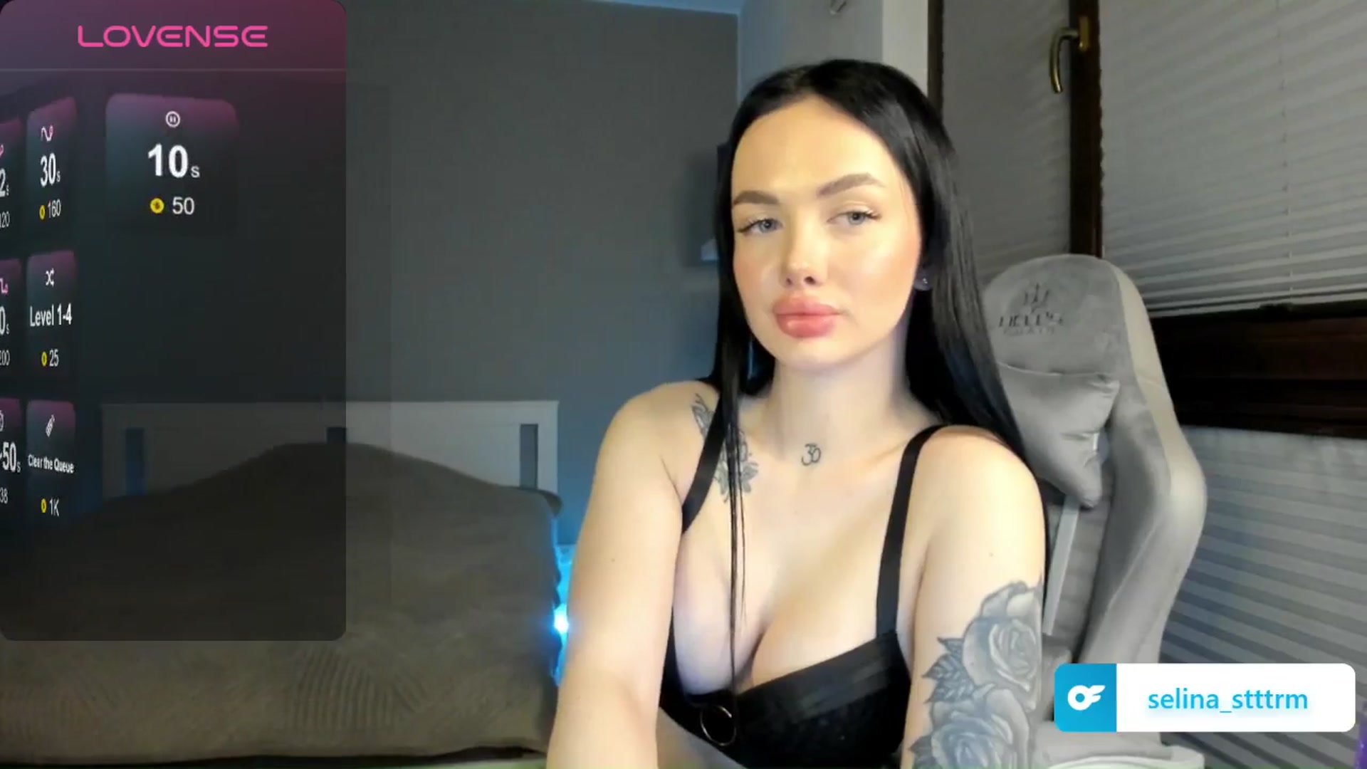 Gallery image thumbnail from JaneBaker's myfreecams stream on, 12/25/2025, 03:29 image 2 of 20