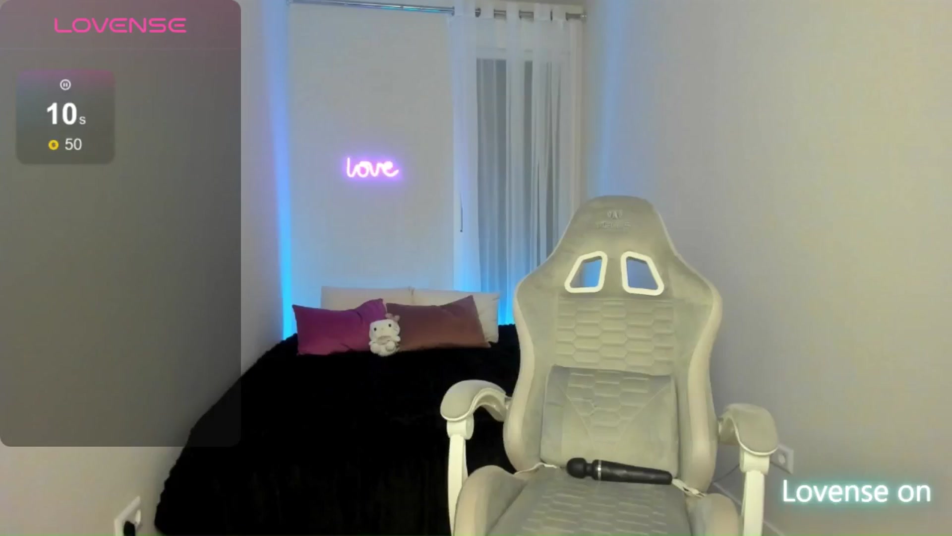 Gallery image thumbnail from JaneBaker's myfreecams stream on, 04/13/2026, 01:03 image 14 of 20