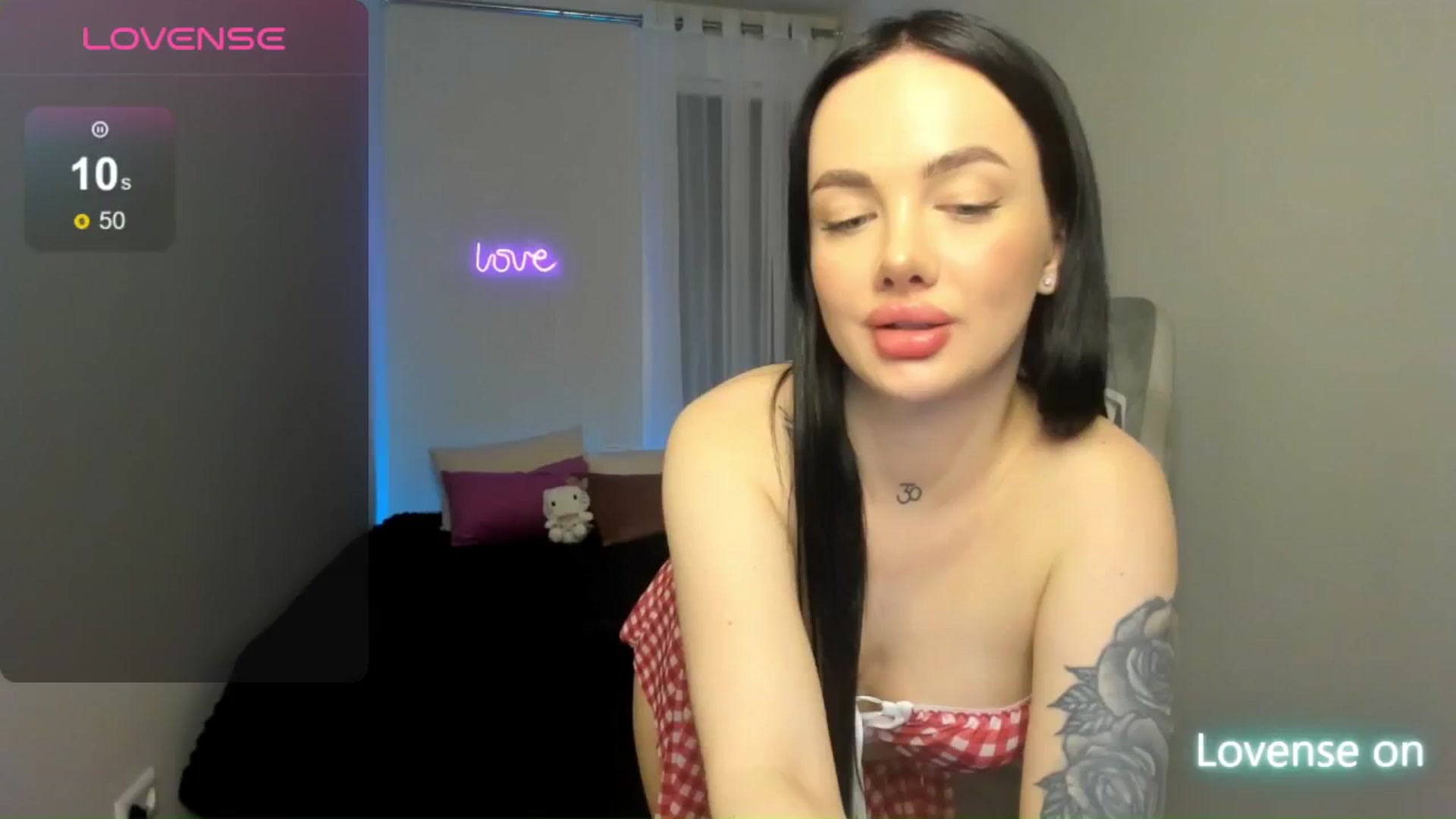 Gallery image thumbnail from JaneBaker's myfreecams stream on, 04/14/2026, 02:24 image 12 of 20
