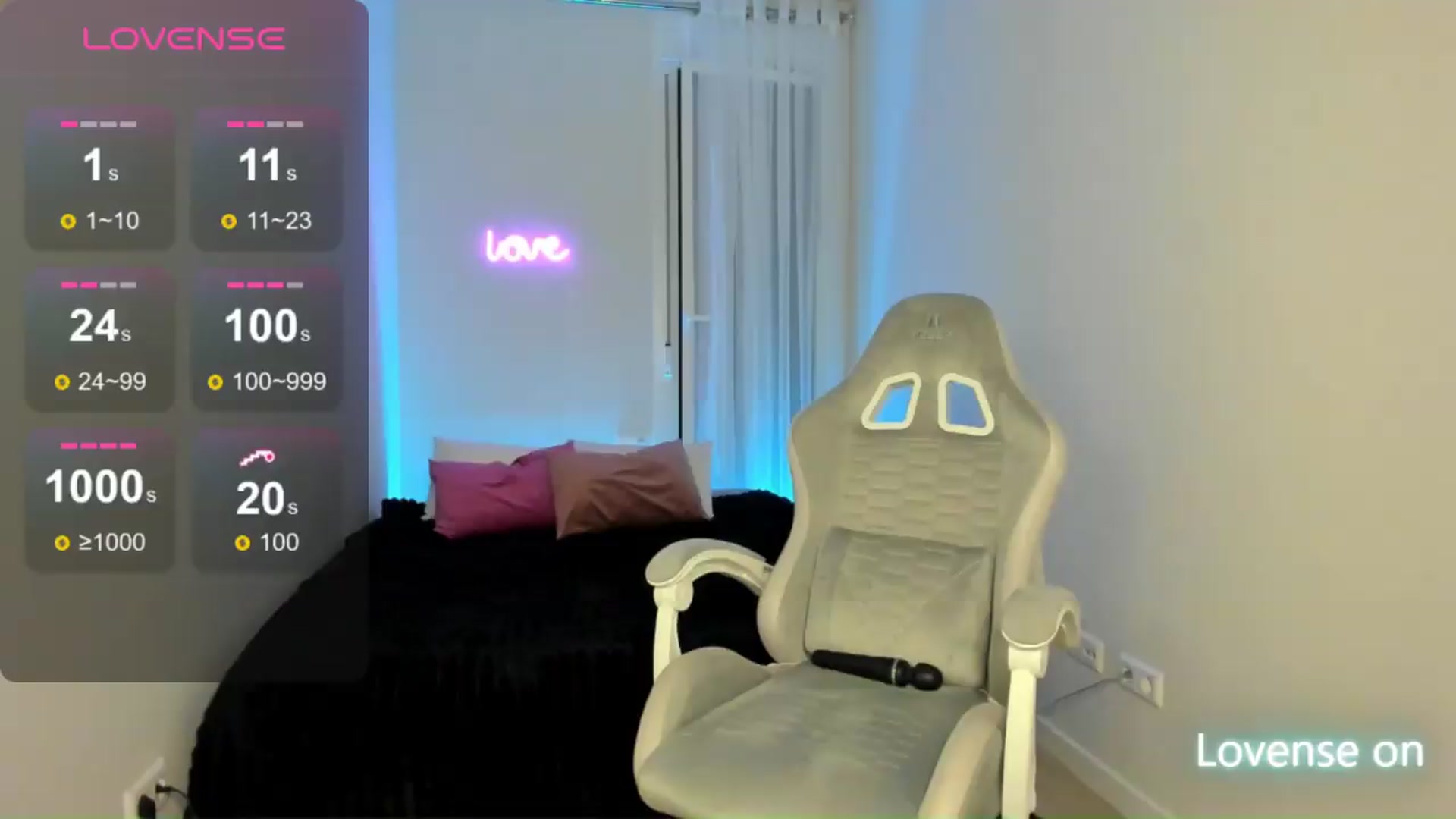 Gallery image thumbnail from JaneBaker's myfreecams stream on, 05/05/2026, 24:32 image 13 of 20