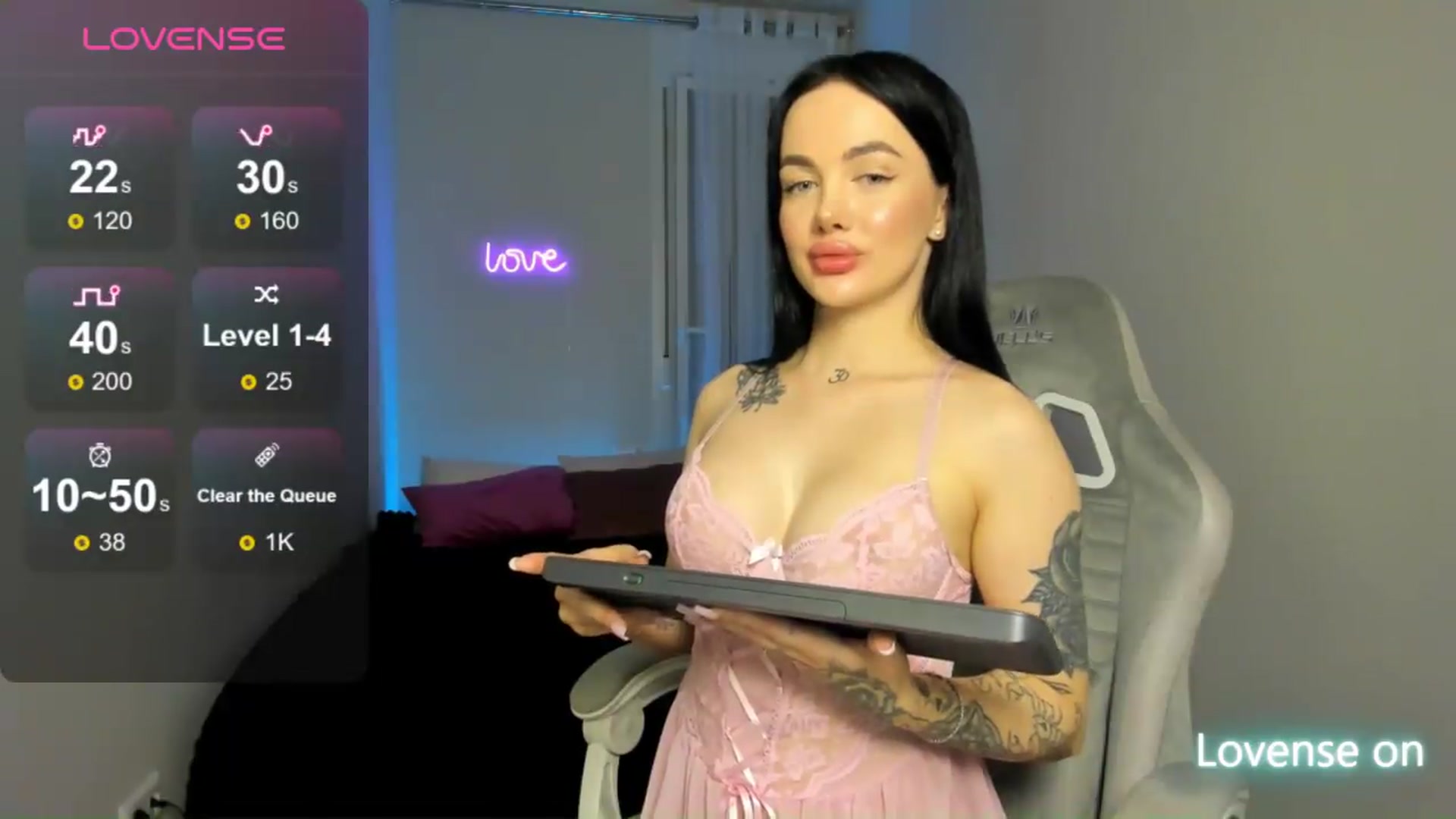Gallery image thumbnail from JaneBaker's myfreecams stream on, 05/06/2026, 01:37 image 8 of 20