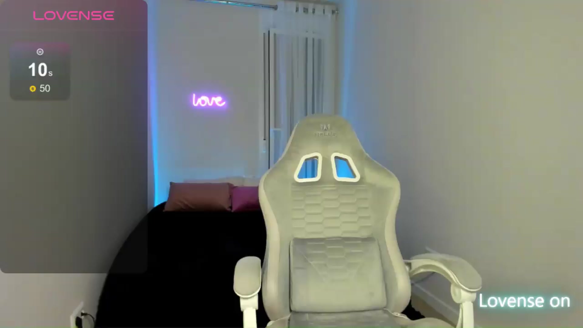 Gallery image thumbnail from JaneBaker's myfreecams stream on, 05/11/2026, 01:44 image 4 of 20