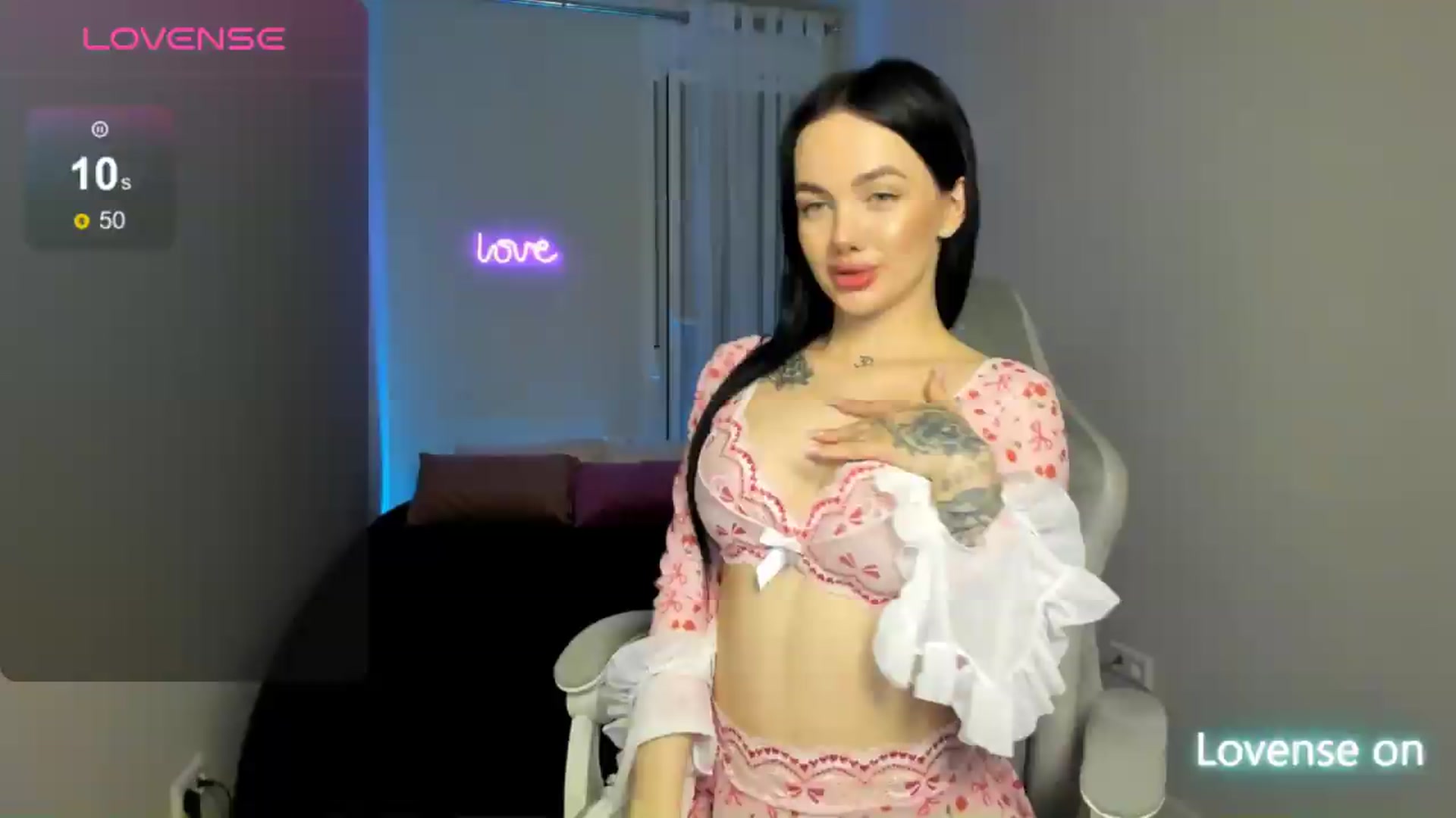 Gallery image thumbnail from JaneBaker's myfreecams stream on, 05/11/2026, 01:44 image 9 of 20