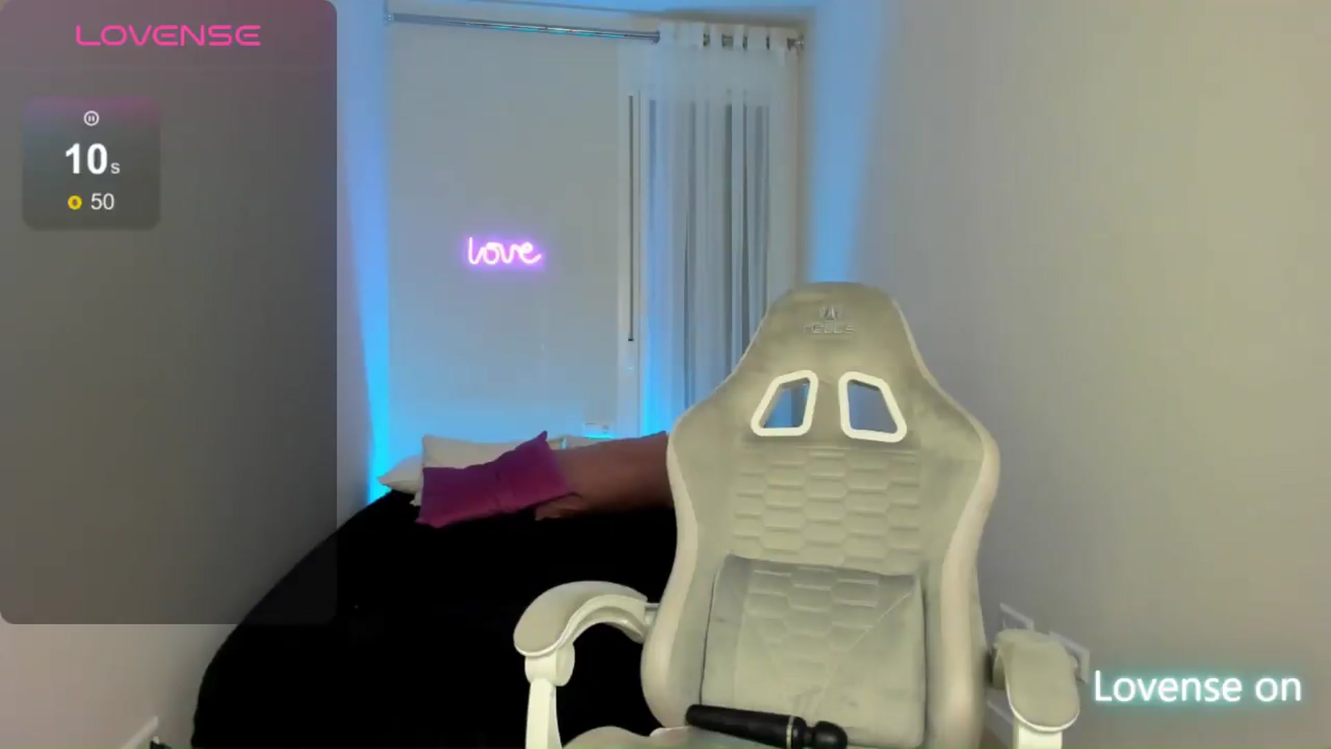 Gallery image thumbnail from JaneBaker's myfreecams stream on, 06/12/2026, 01:33 image 13 of 20