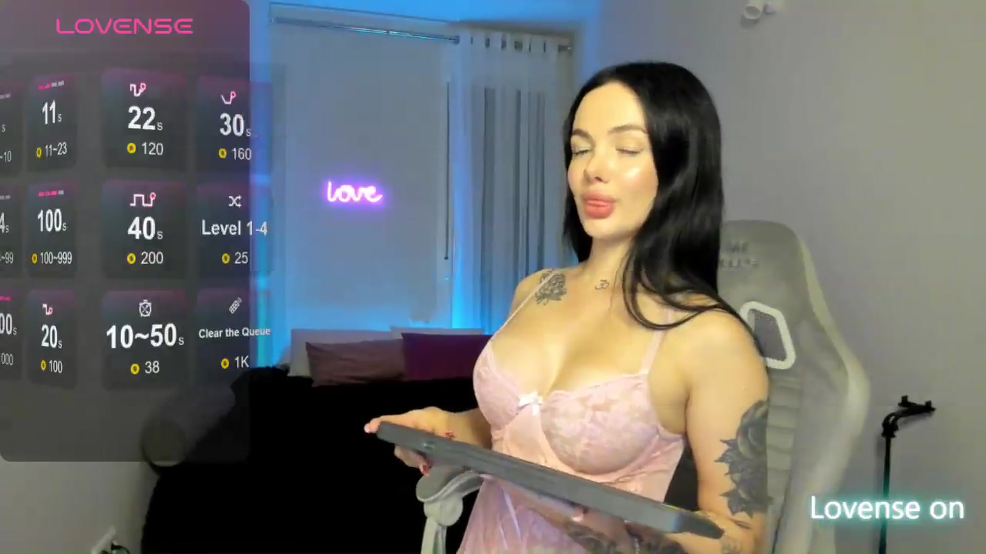 Gallery image thumbnail from JaneBaker's myfreecams stream on, 07/01/2026, 24:49 image 8 of 20