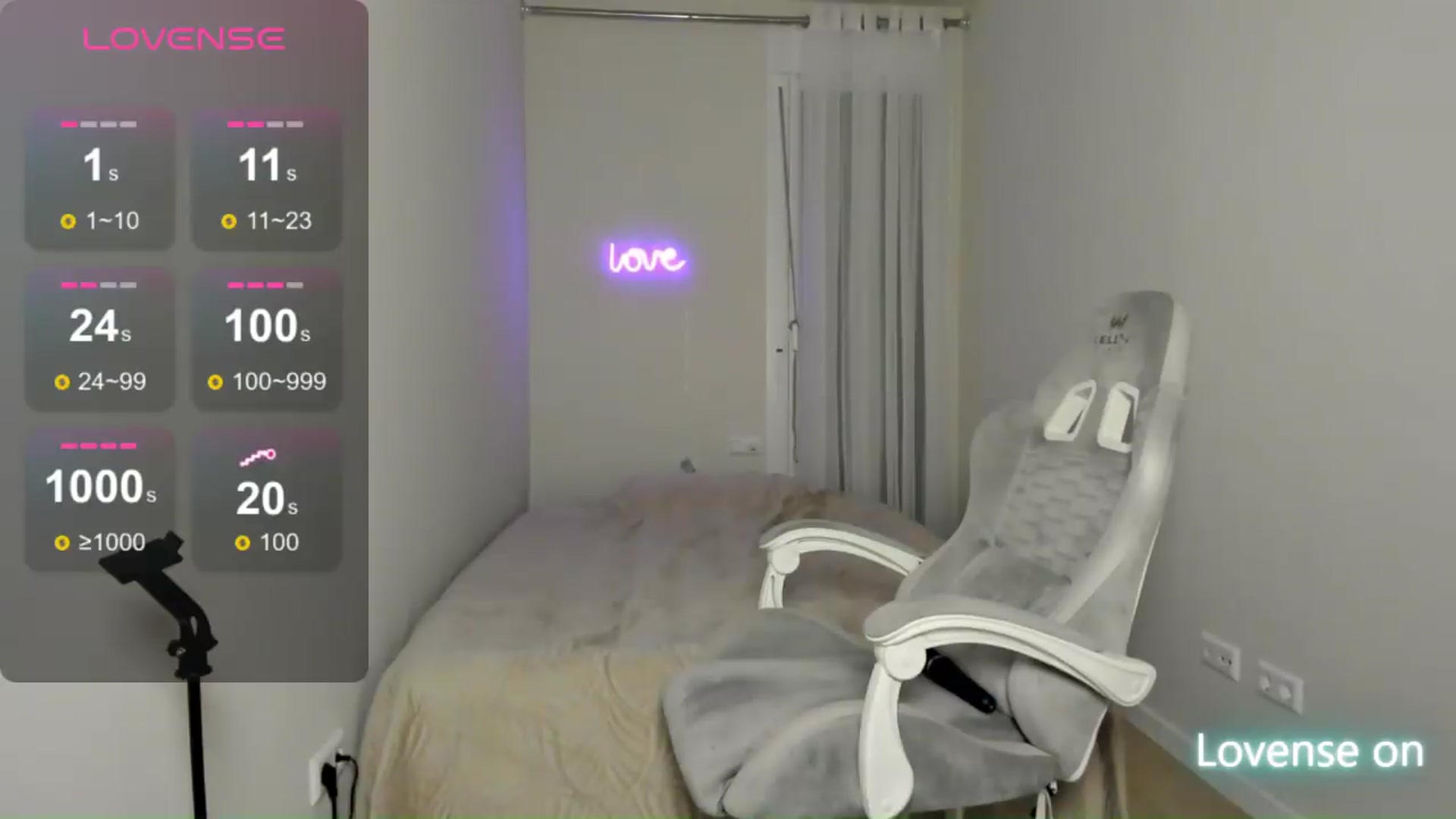 Gallery image thumbnail from JaneBaker's myfreecams stream on, 08/27/2026, 01:56 image 9 of 20