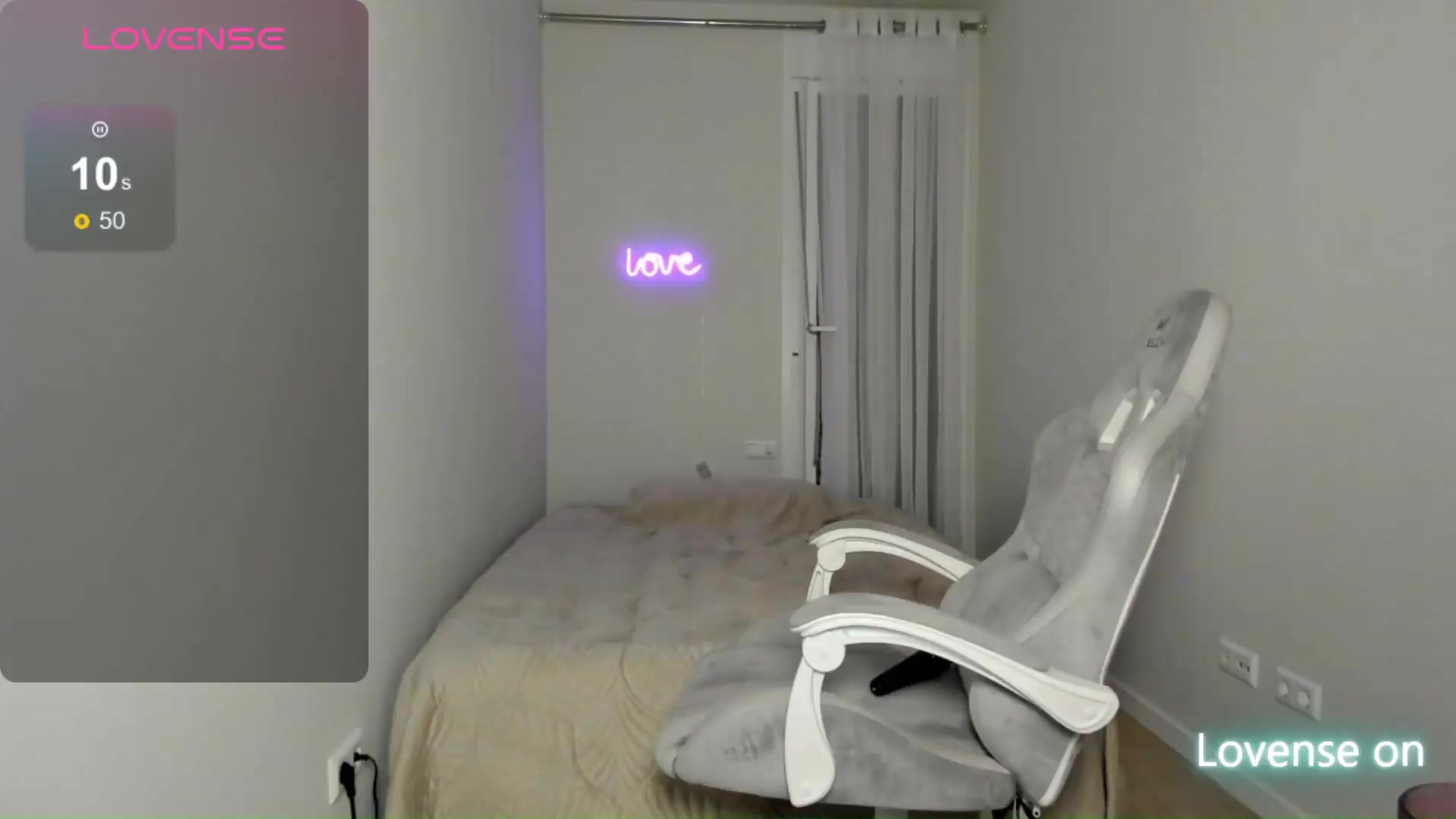Gallery image thumbnail from JaneBaker's myfreecams stream on, 09/01/2026, 02:31 image 8 of 20