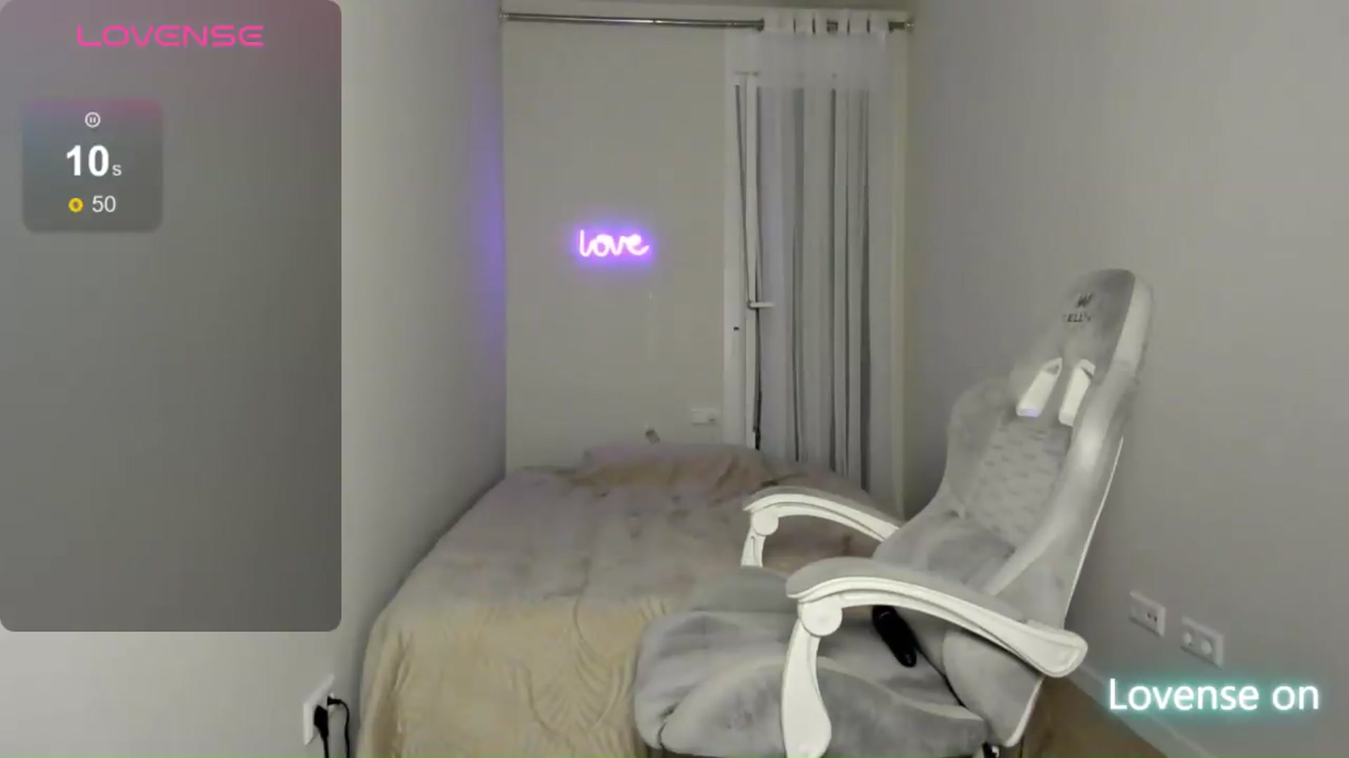 Gallery image thumbnail from JaneBaker's myfreecams stream on, 09/02/2026, 01:42 image 18 of 20