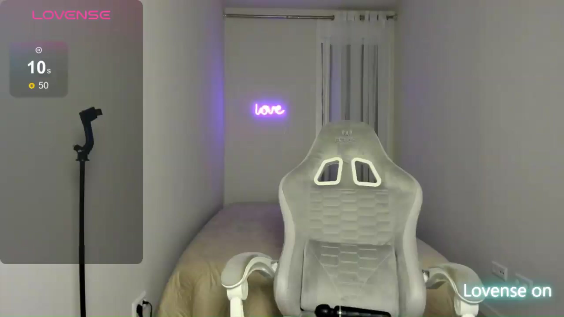 Gallery image thumbnail from JaneBaker's myfreecams stream on, 09/17/2026, 24:02 image 6 of 20