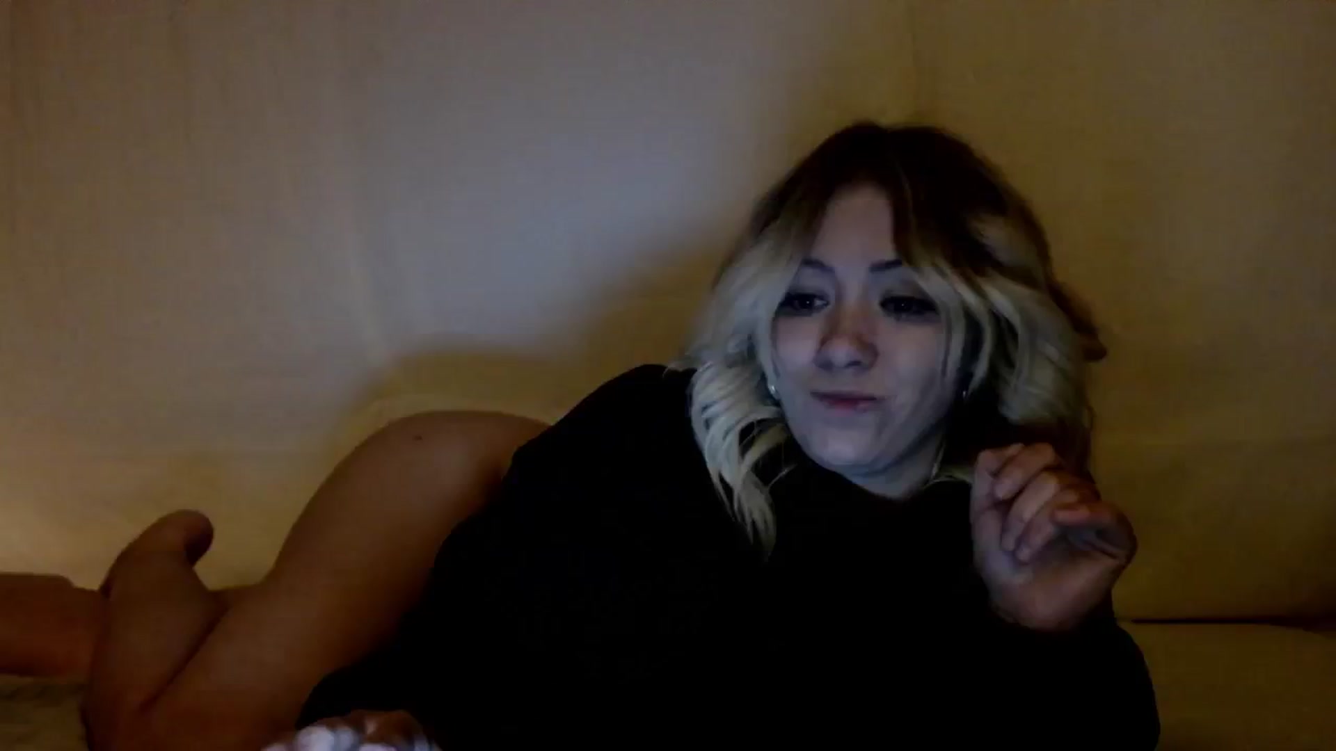 Gallery image thumbnail from JaneBlow's myfreecams stream on, 02/14/2025, 09:42 image 10 of 20