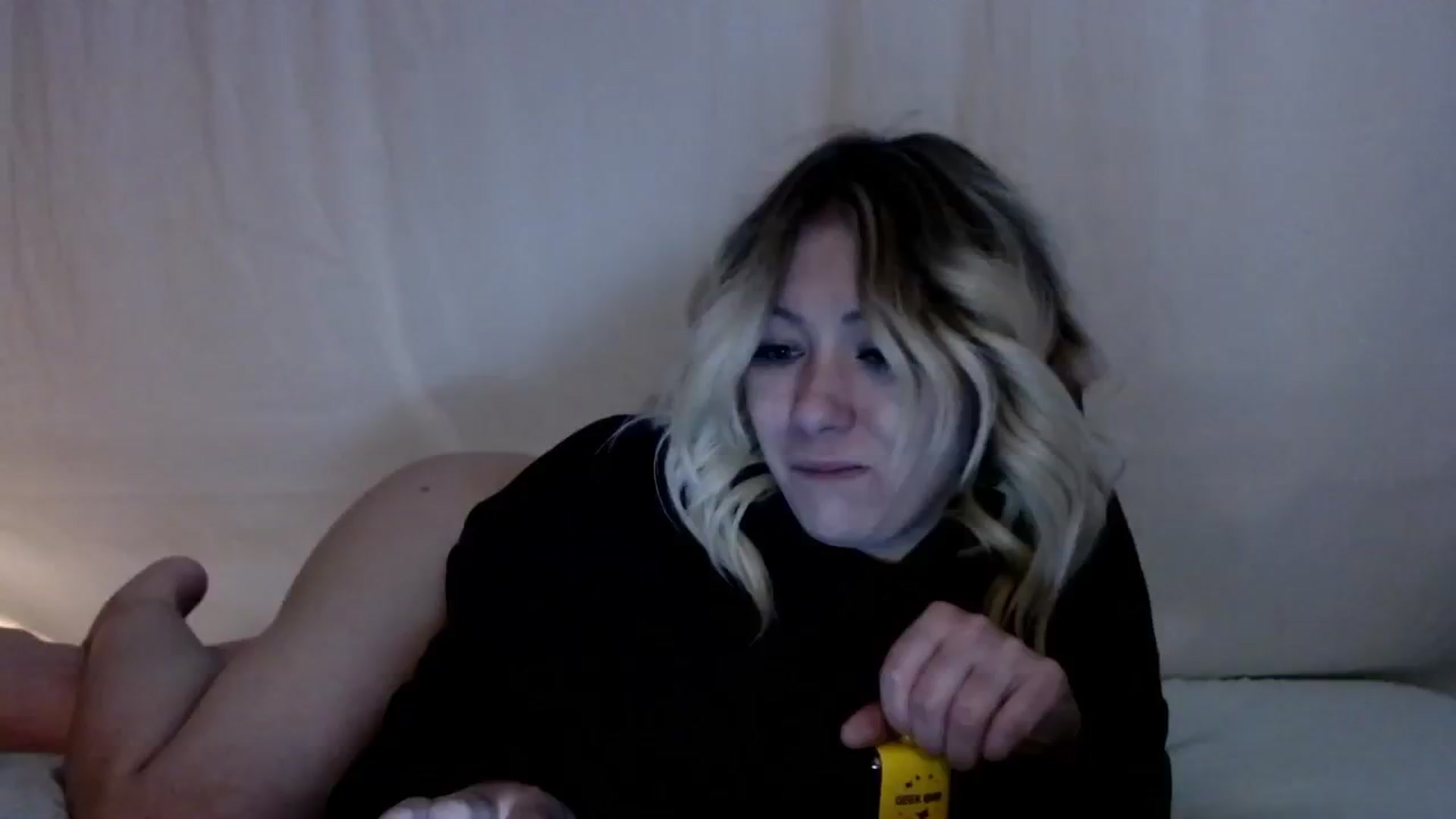 Gallery image thumbnail from JaneBlow's myfreecams stream on, 02/14/2025, 10:42 image 12 of 20