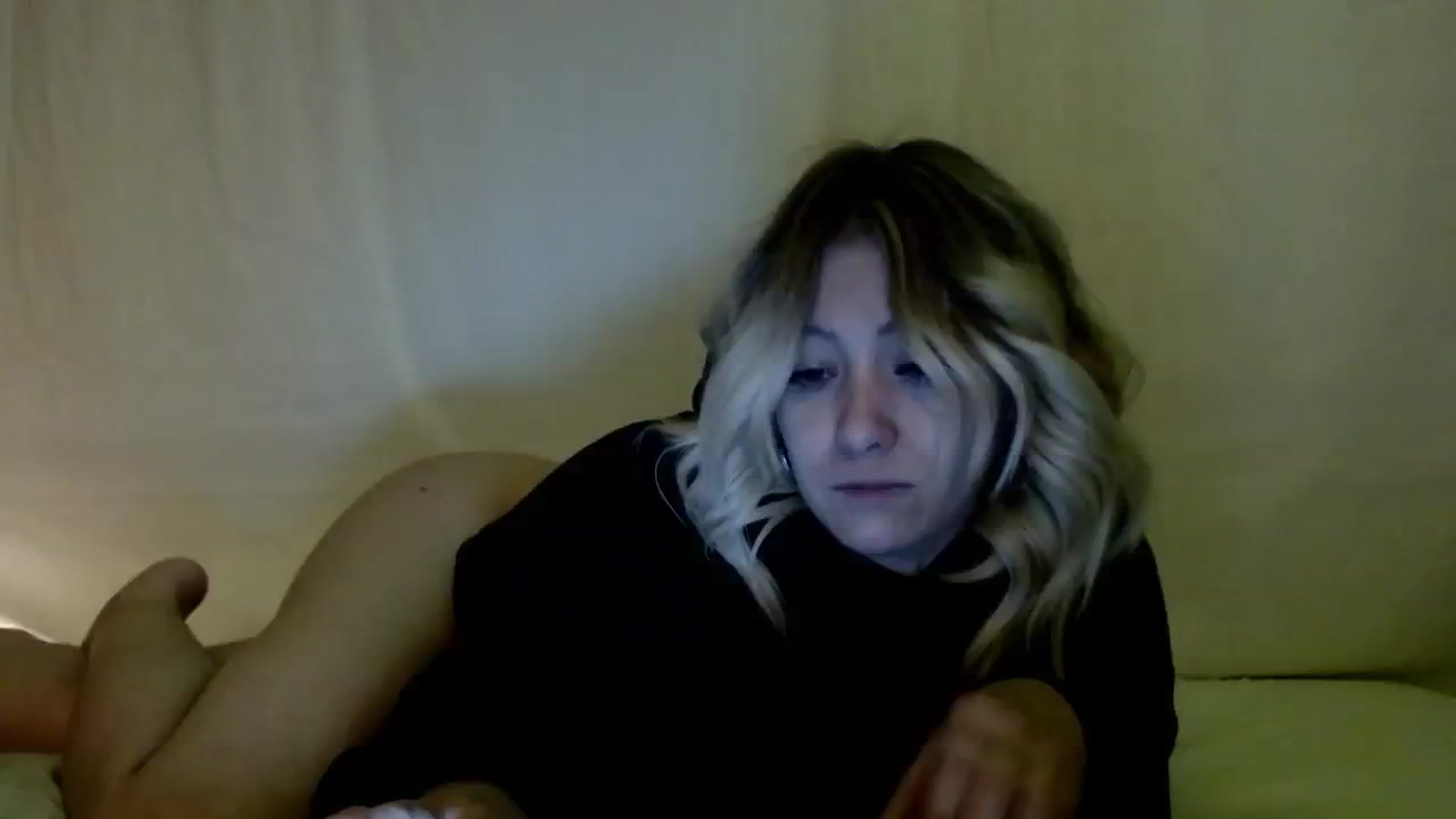 Gallery image thumbnail from JaneBlow's myfreecams stream on, 02/14/2025, 10:42 image 15 of 20