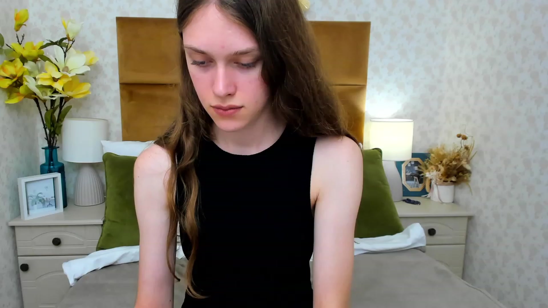 Gallery image thumbnail from JaneBrown's myfreecams stream on, 08/16/2023, 14:04 image 13 of 20