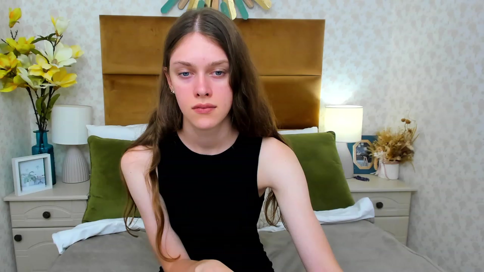Gallery image thumbnail from JaneBrown's myfreecams stream on, 08/16/2023, 14:04 image 6 of 20