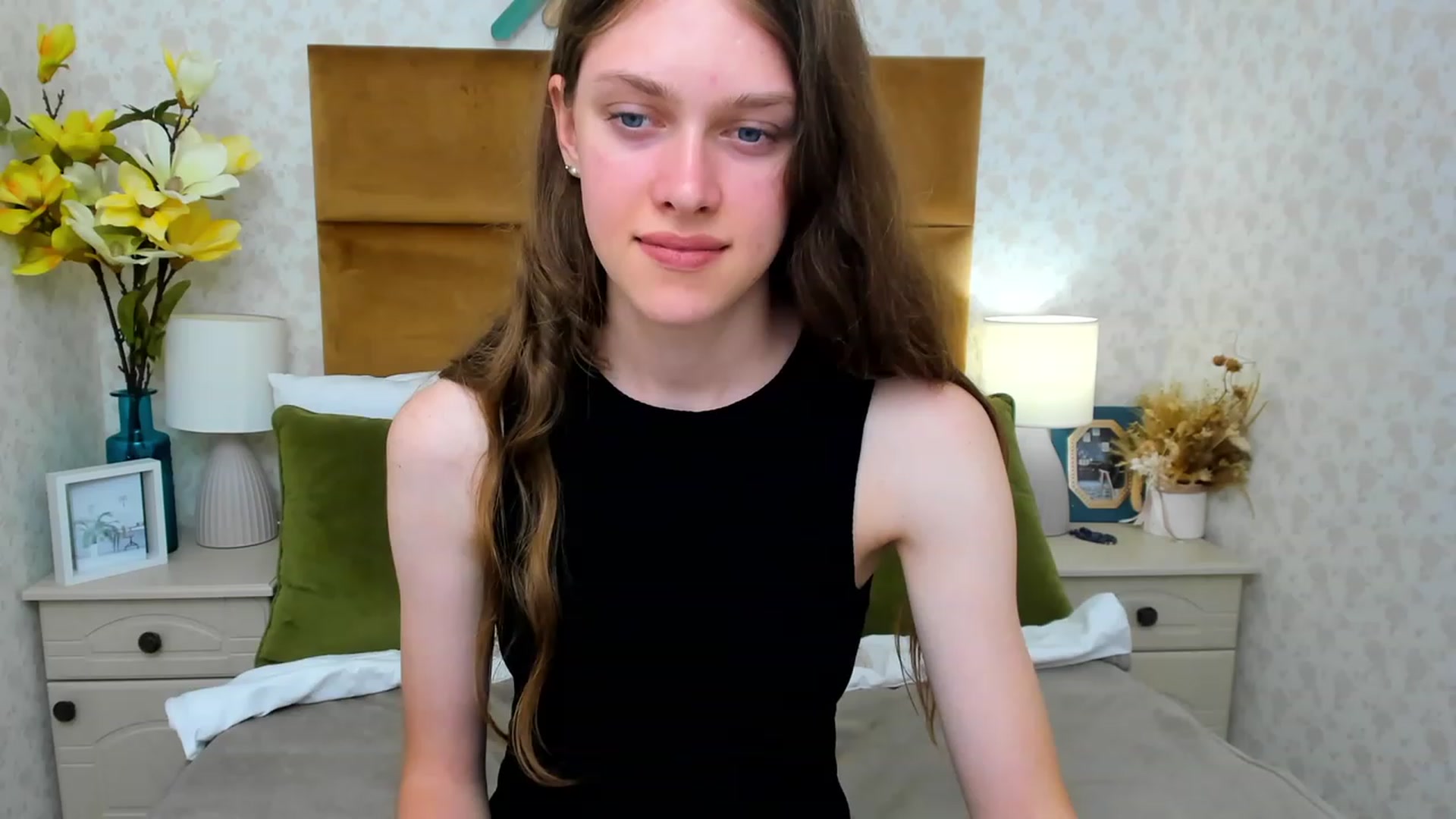 Gallery image thumbnail from JaneBrown's myfreecams stream on, 08/16/2023, 14:04 image 14 of 20
