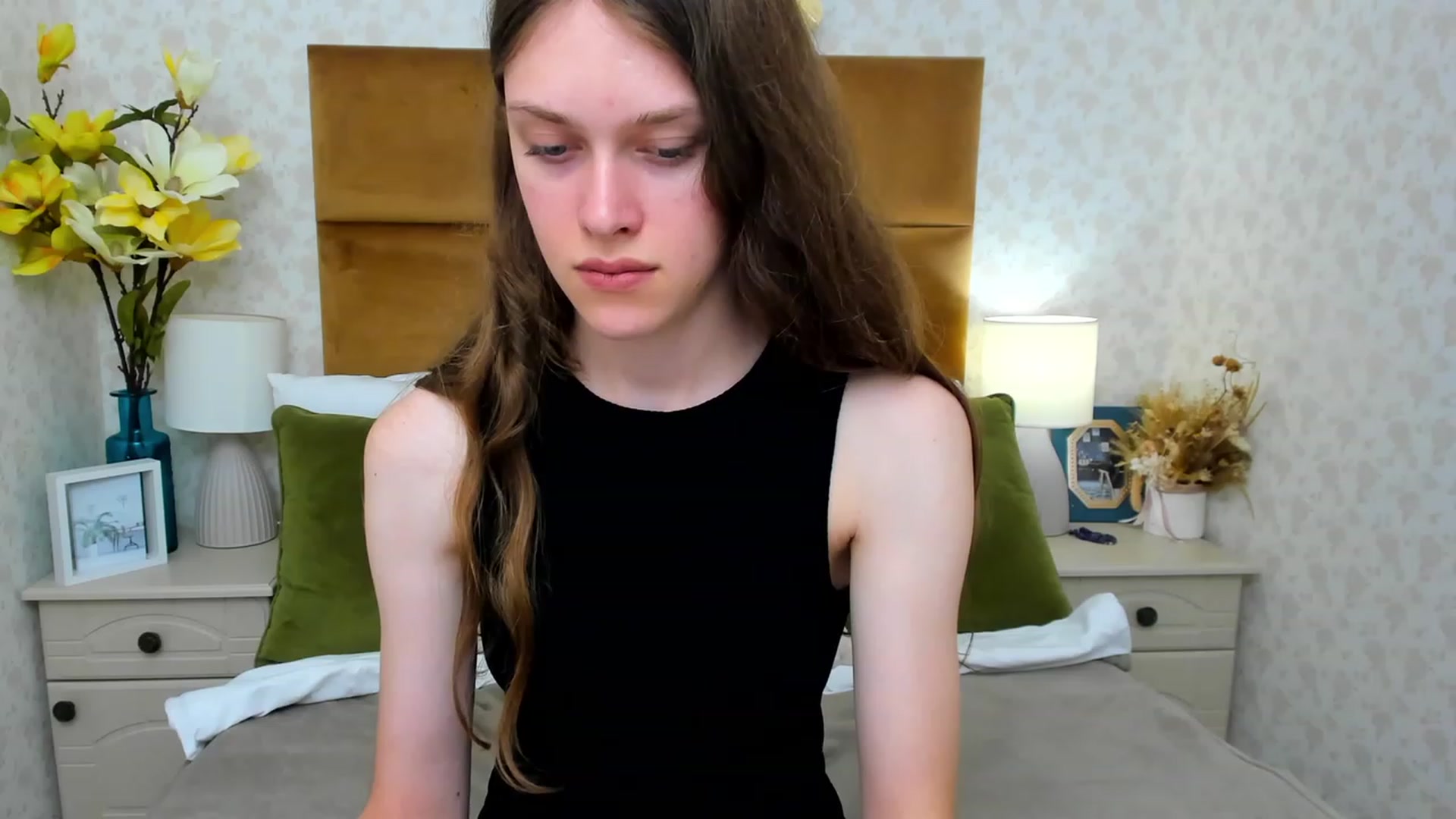 Gallery image thumbnail from JaneBrown's myfreecams stream on, 08/16/2023, 14:04 image 15 of 20