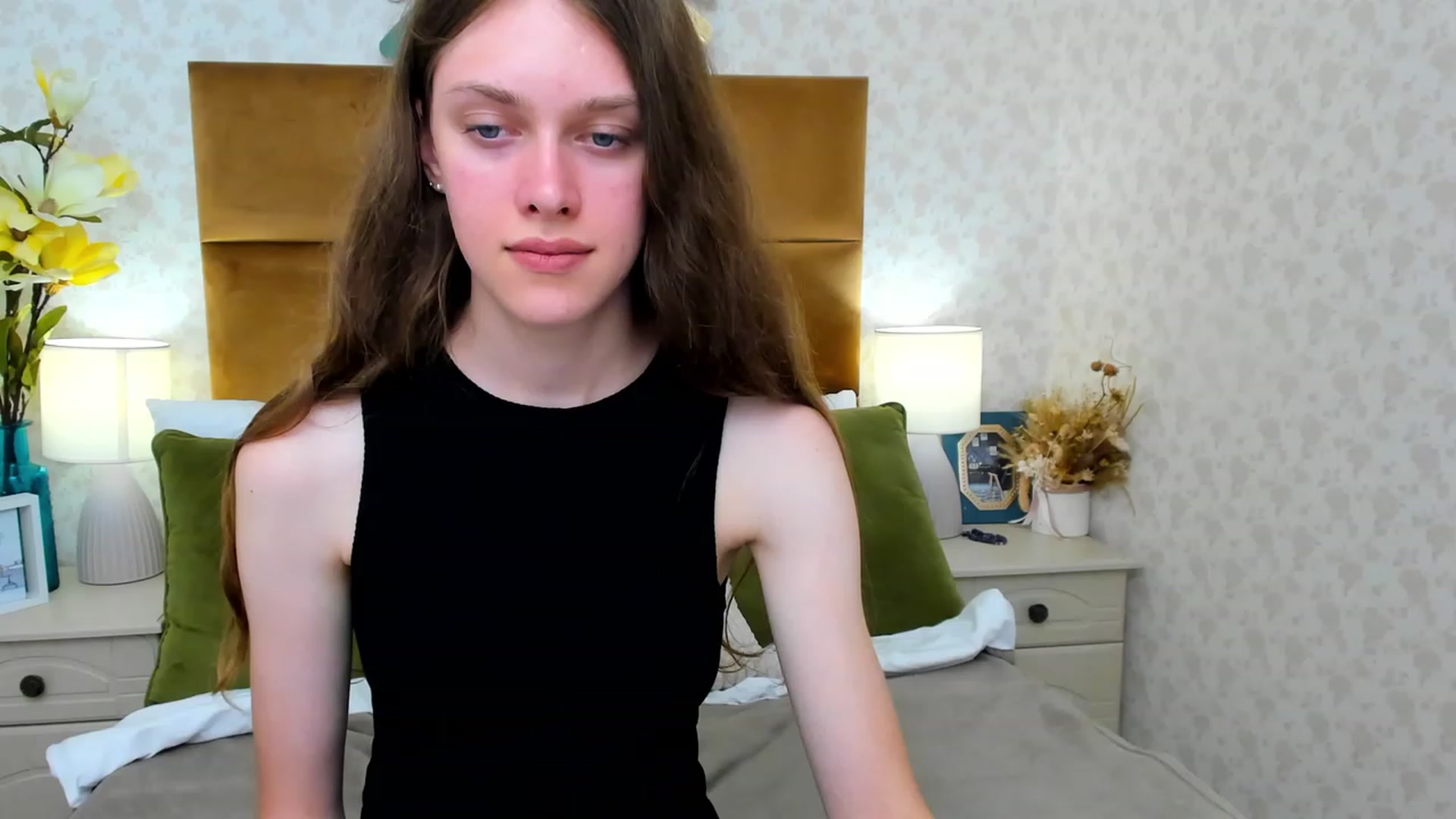 Gallery image thumbnail from JaneBrown's myfreecams stream on, 08/16/2023, 14:40 image 17 of 20
