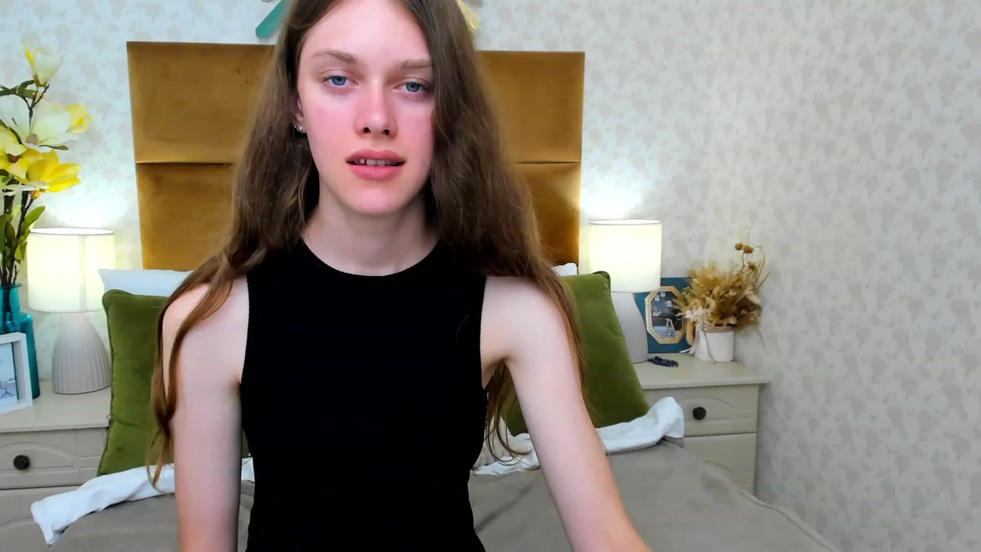 Gallery image thumbnail from JaneBrown's myfreecams stream on, 08/16/2023, 14:40 image 18 of 20