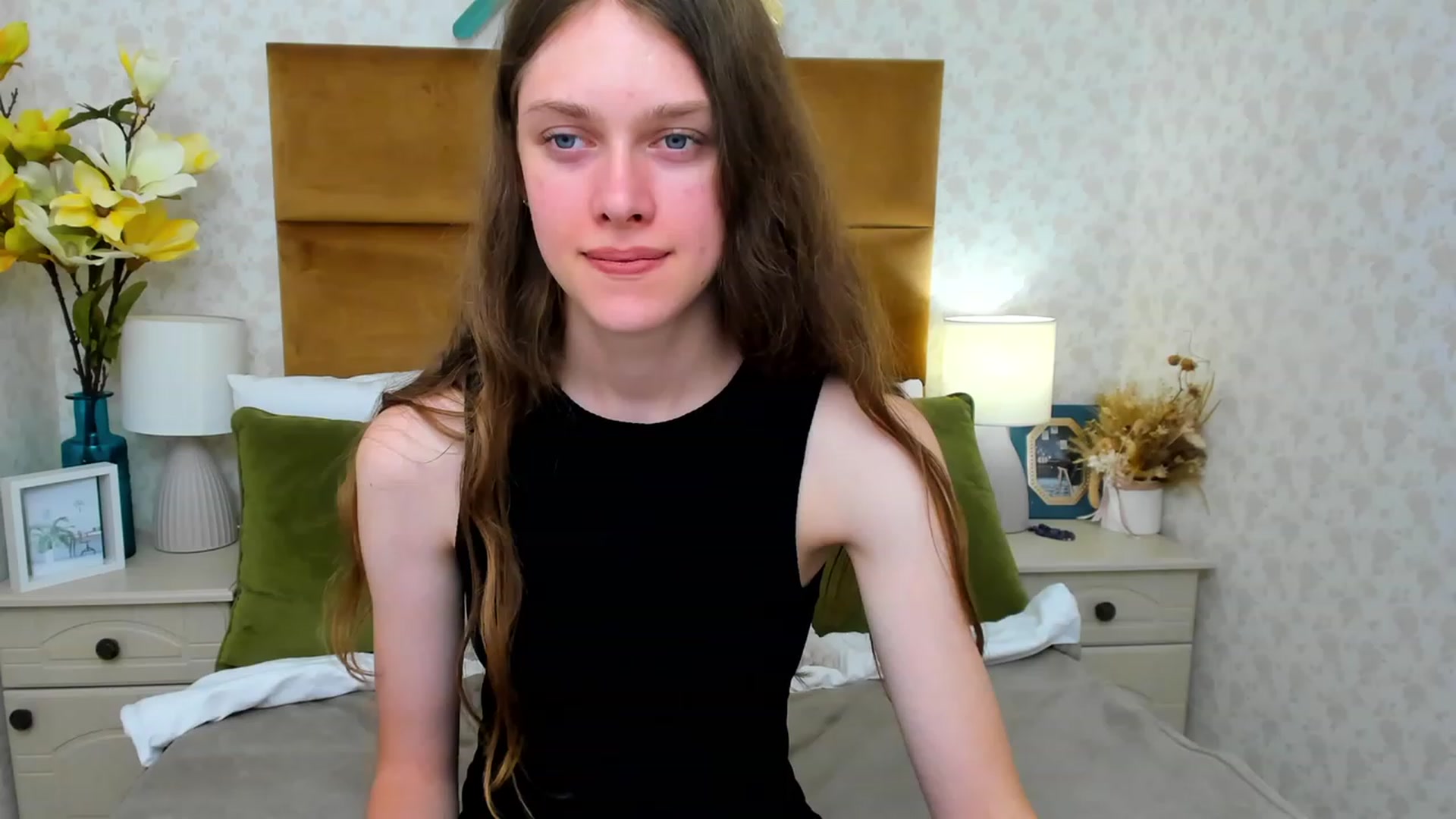 Gallery image thumbnail from JaneBrown's myfreecams stream on, 08/16/2023, 14:40 image 6 of 20