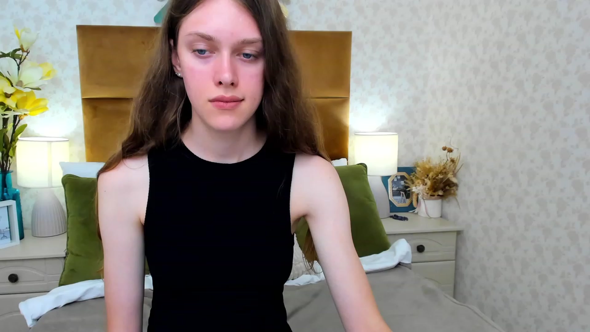 Gallery image thumbnail from JaneBrown's myfreecams stream on, 08/16/2023, 14:40 image 16 of 20