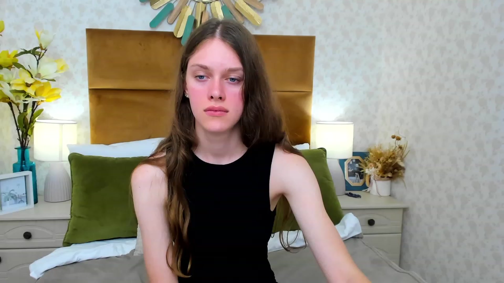 Gallery image thumbnail from JaneBrown's myfreecams stream on, 08/16/2023, 17:56 image 18 of 20