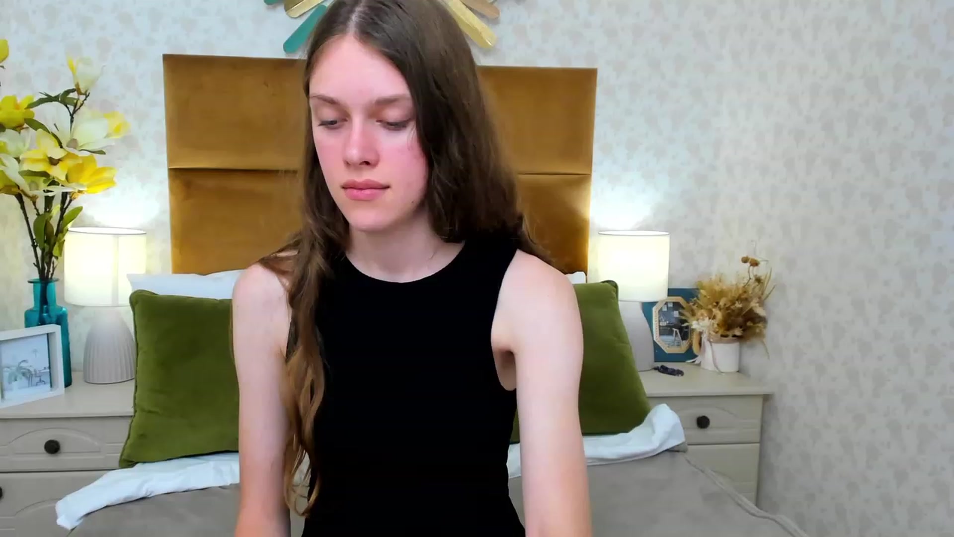 Gallery image thumbnail from JaneBrown's myfreecams stream on, 08/16/2023, 17:56 image 15 of 20