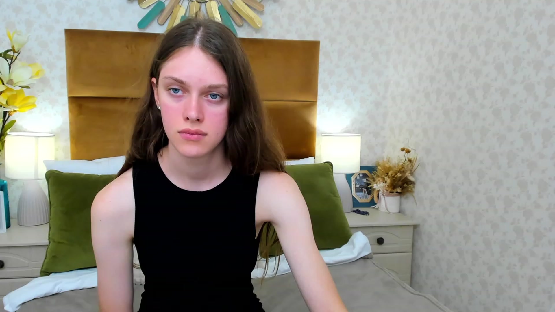 Gallery image thumbnail from JaneBrown's myfreecams stream on, 08/16/2023, 17:56 image 3 of 20