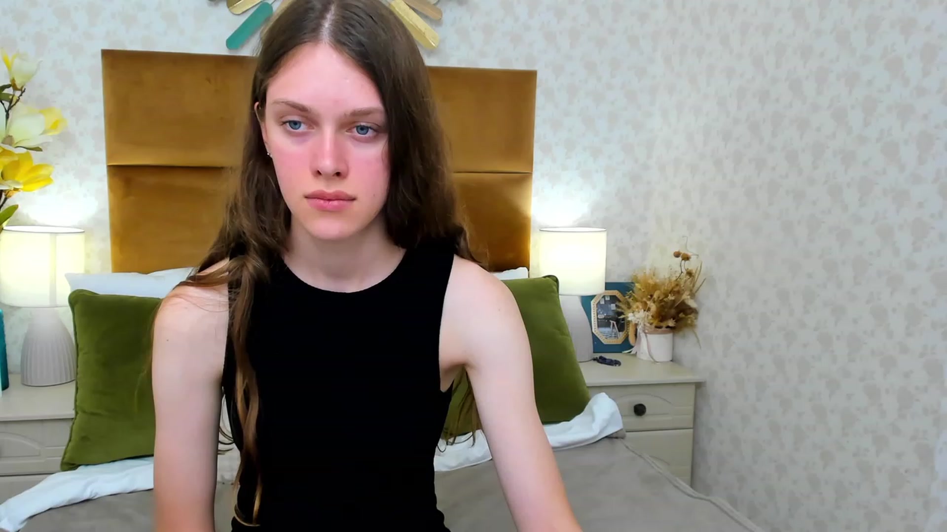 Gallery image thumbnail from JaneBrown's myfreecams stream on, 08/16/2023, 17:56 image 14 of 20