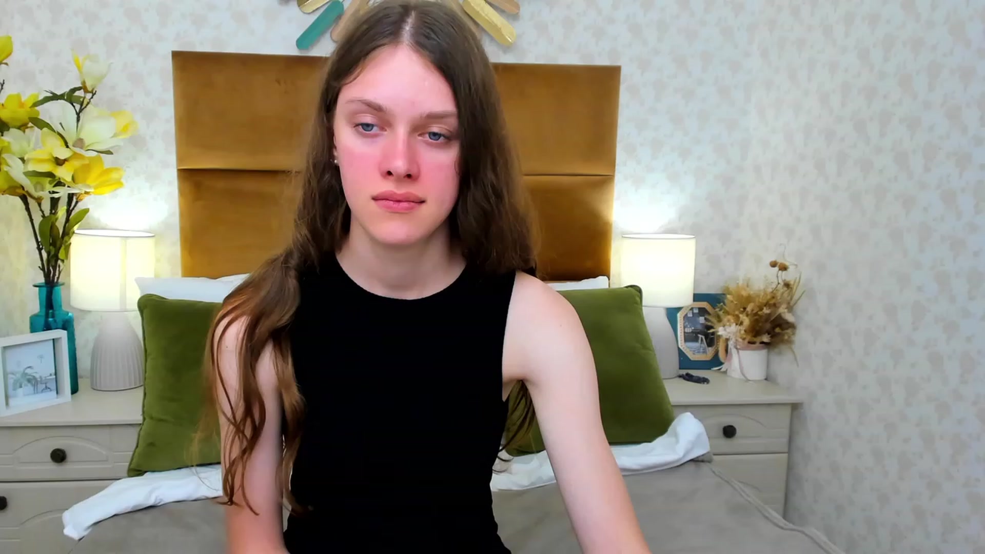 Gallery image thumbnail from JaneBrown's myfreecams stream on, 08/16/2023, 18:16 image 13 of 20