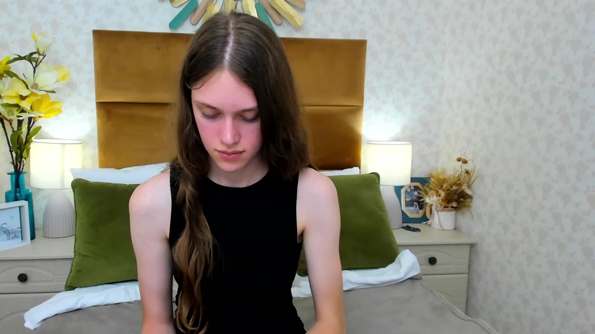 Gallery image thumbnail from JaneBrown's myfreecams stream on, 08/16/2023, 18:16 image 16 of 20