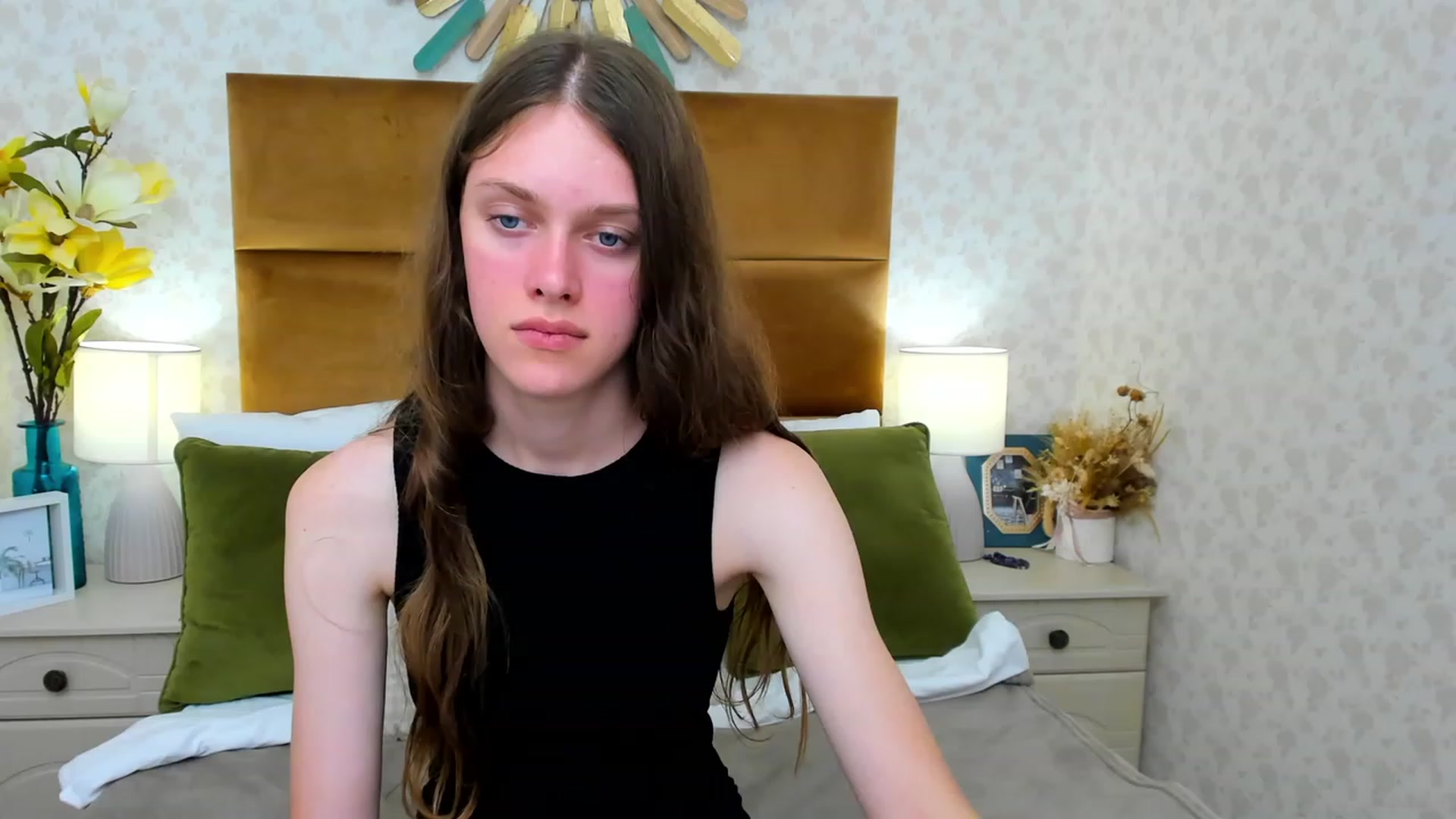 Gallery image thumbnail from JaneBrown's myfreecams stream on, 08/16/2023, 18:16 image 18 of 20