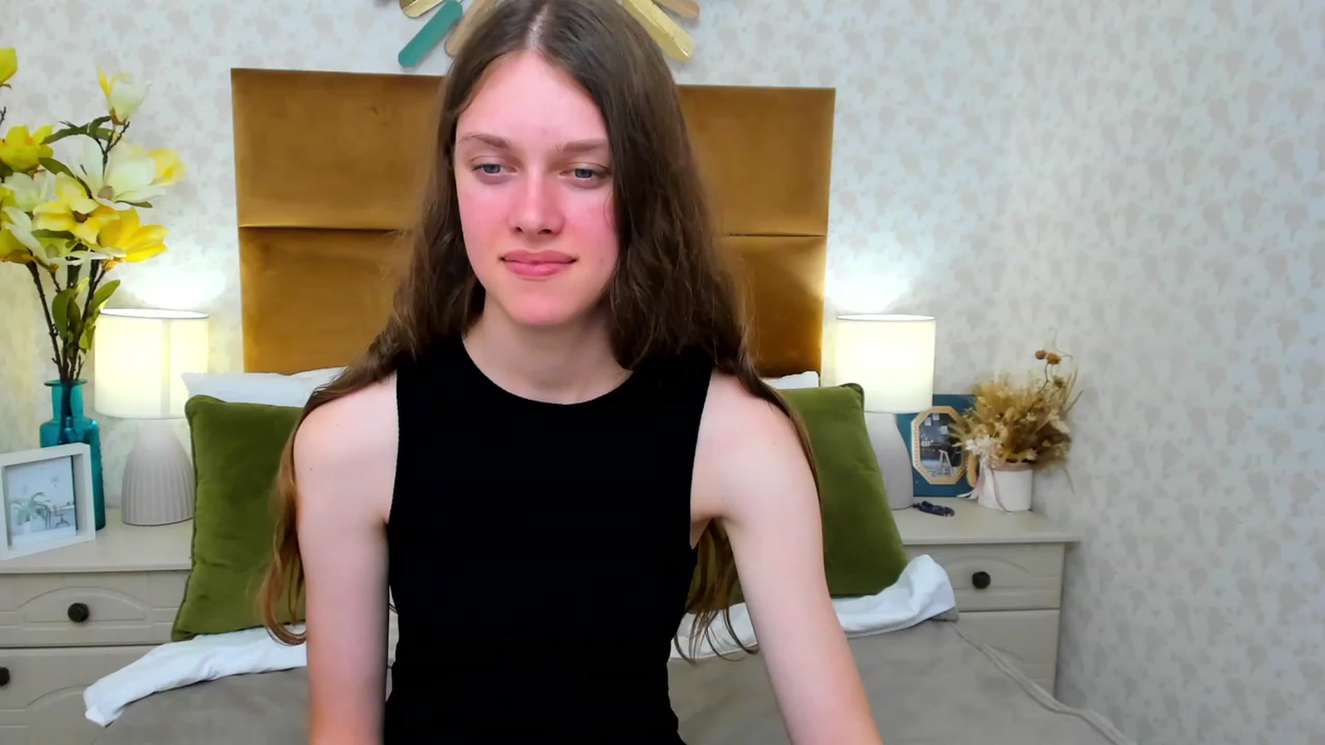 Gallery image thumbnail from JaneBrown's myfreecams stream on, 08/16/2023, 18:16 image 7 of 20