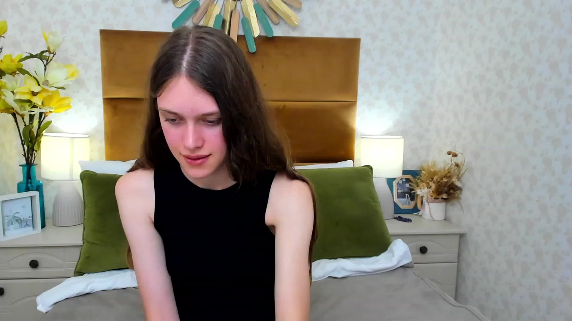 Gallery image thumbnail from JaneBrown's myfreecams stream on, 08/16/2023, 18:16 image 5 of 20