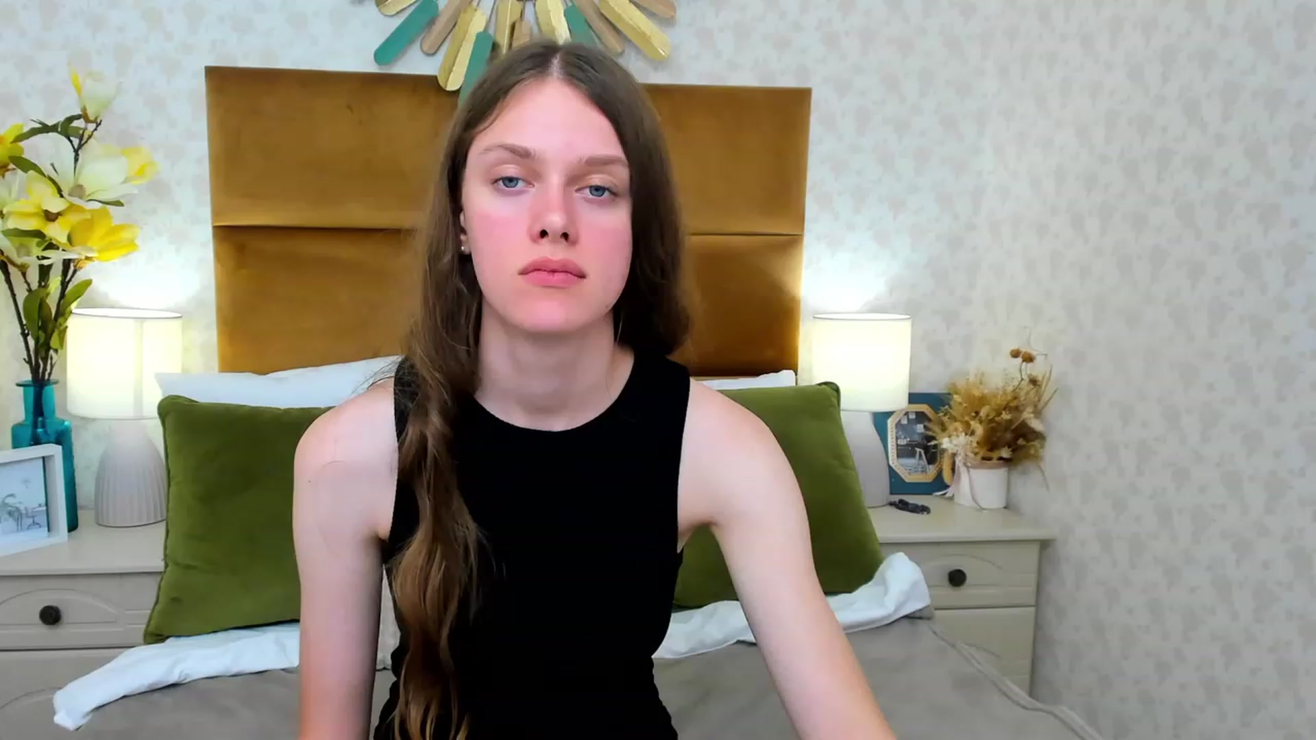 Gallery image thumbnail from JaneBrown's myfreecams stream on, 08/16/2023, 18:16 image 15 of 20