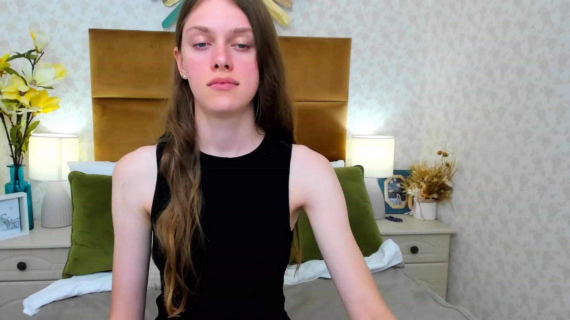 Gallery image thumbnail from JaneBrown's myfreecams stream on, 08/16/2023, 18:16 image 19 of 20
