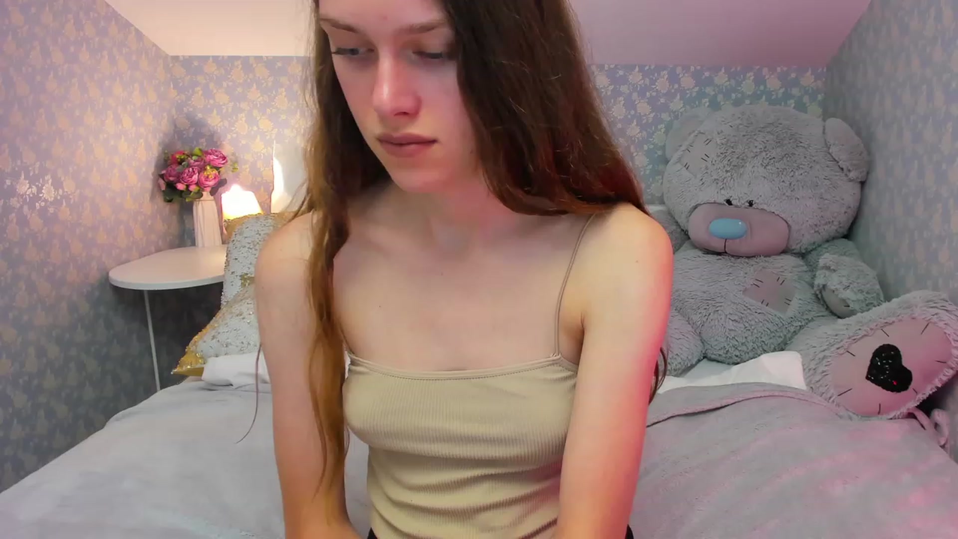 Gallery image thumbnail from JaneBrown's myfreecams stream on, 08/18/2023, 14:54 image 18 of 20
