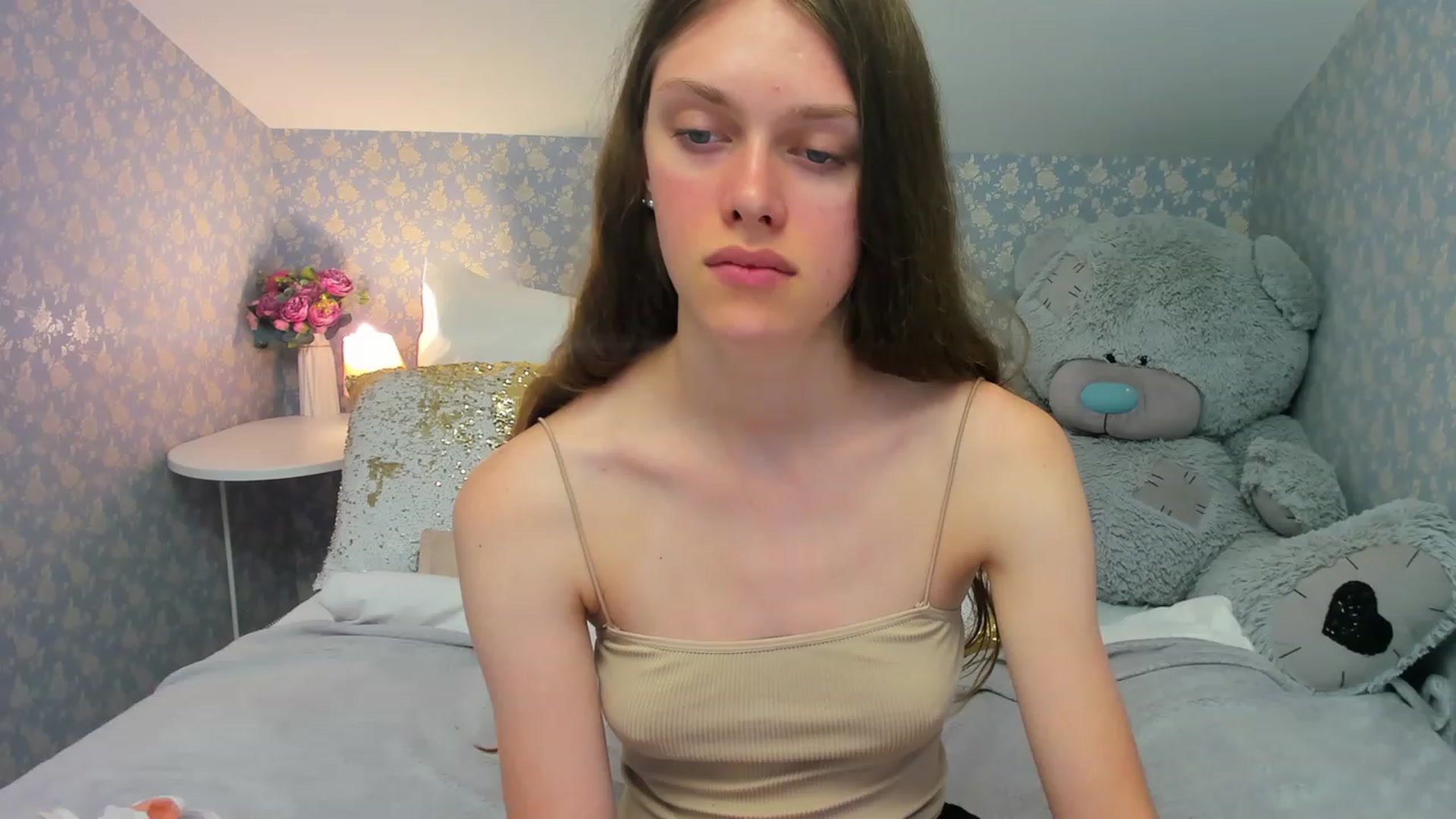 Gallery image thumbnail from JaneBrown's myfreecams stream on, 08/18/2023, 17:35 image 19 of 20