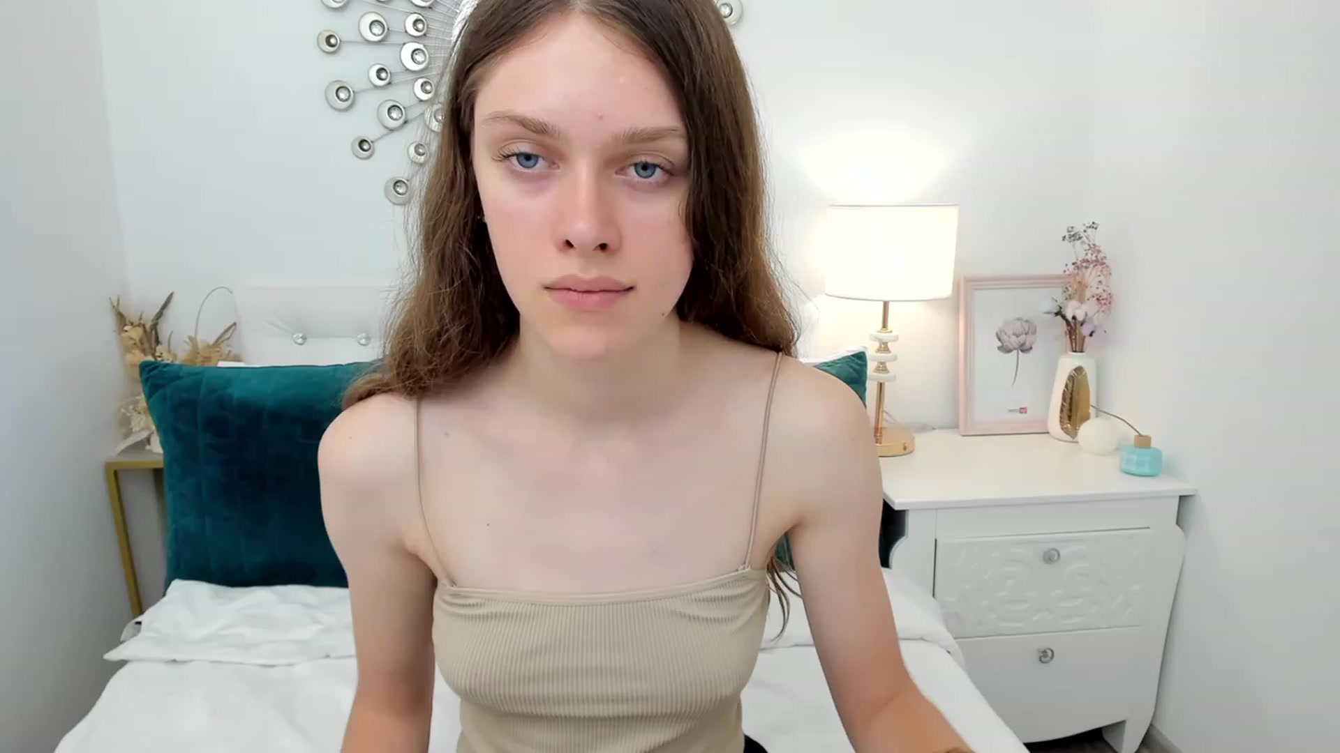 Gallery image thumbnail from JaneBrown's myfreecams stream on, 08/19/2023, 12:55 image 17 of 20