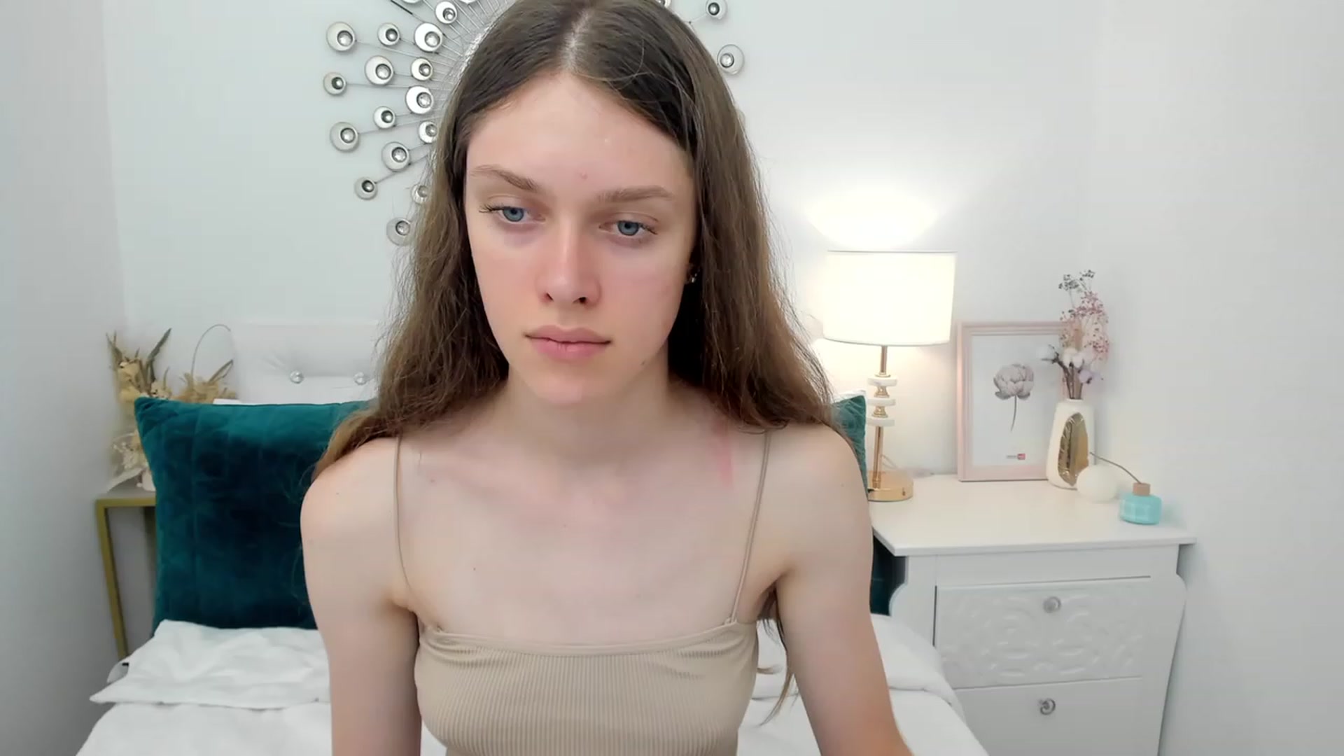 Gallery image thumbnail from JaneBrown's myfreecams stream on, 08/19/2023, 13:36 image 12 of 20