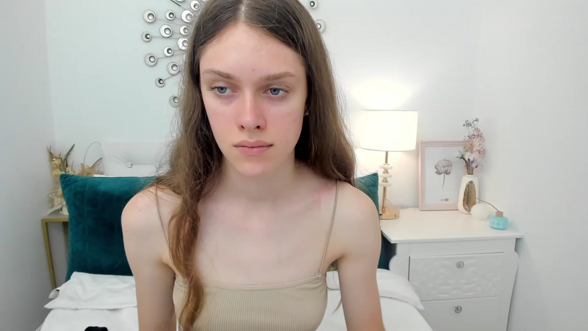 Gallery image thumbnail from JaneBrown's myfreecams stream on, 08/19/2023, 13:36 image 15 of 20