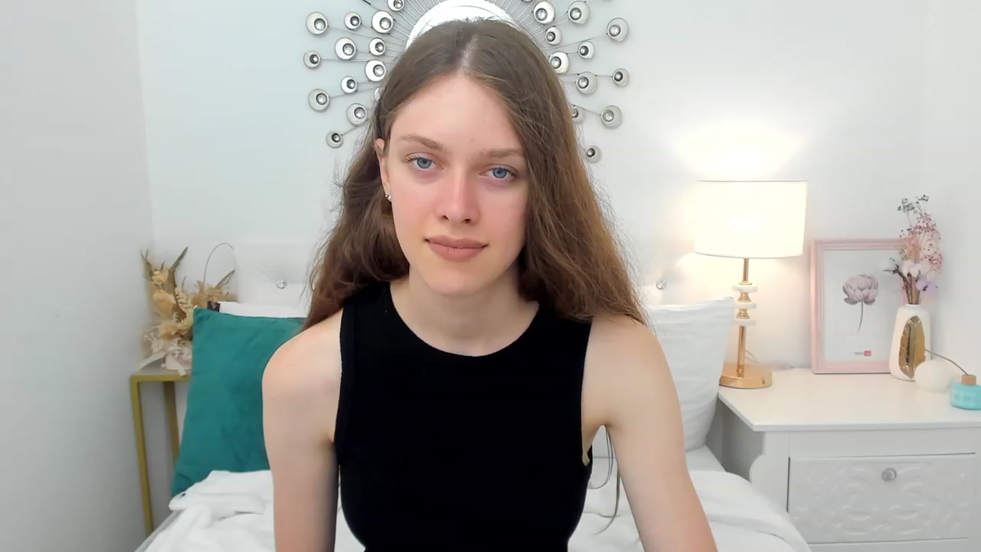 Gallery image thumbnail from JaneBrown's myfreecams stream on, 08/20/2023, 12:59 image 3 of 20