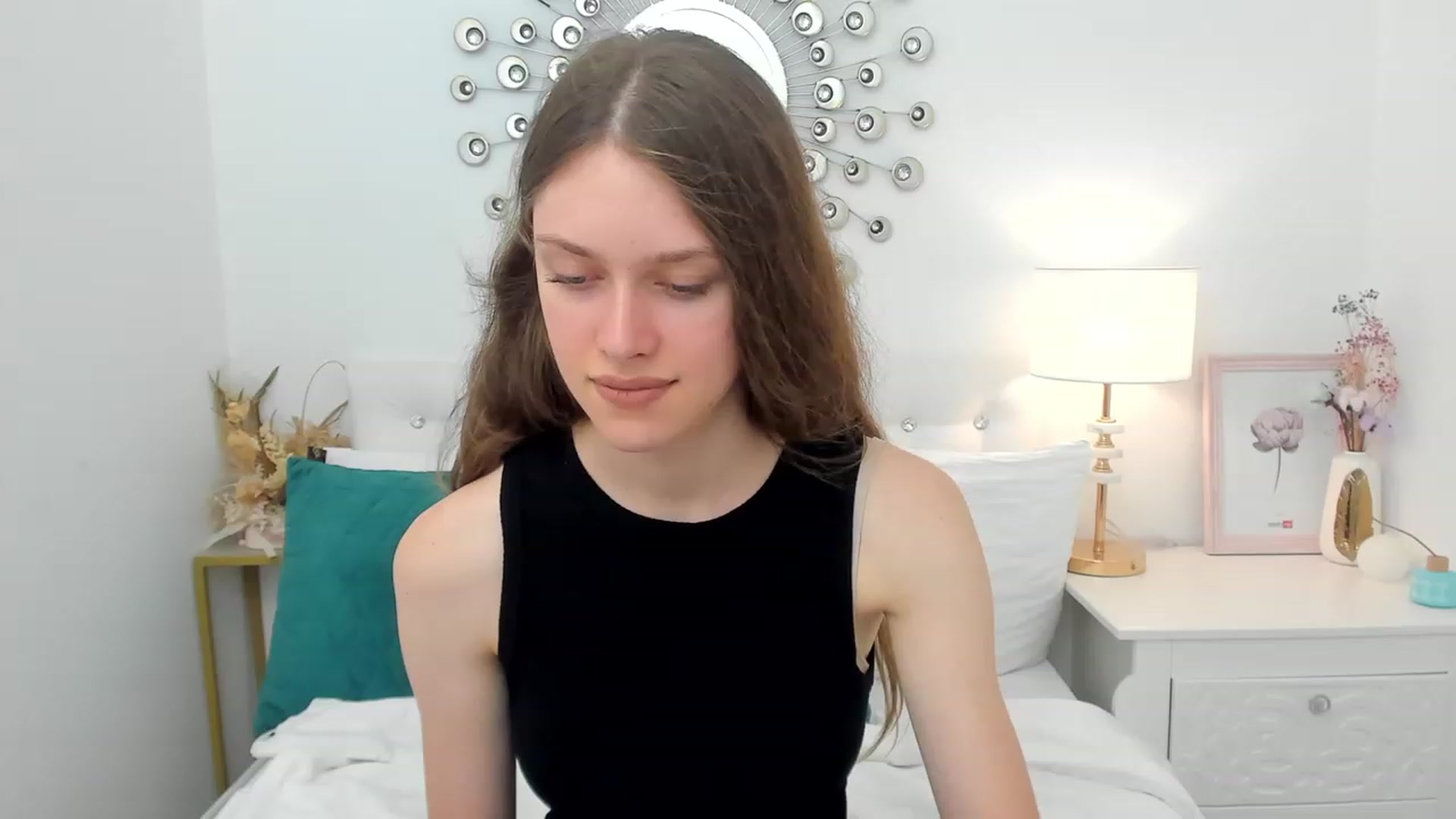 Gallery image thumbnail from JaneBrown's myfreecams stream on, 08/20/2023, 12:59 image 12 of 20