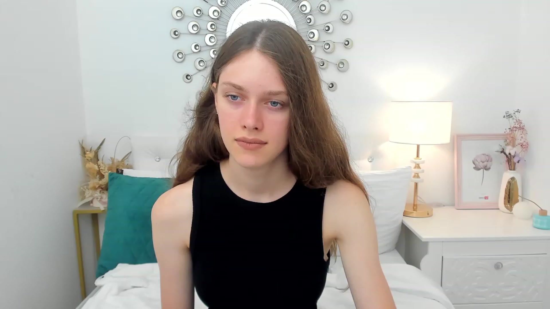 Gallery image thumbnail from JaneBrown's myfreecams stream on, 08/20/2023, 12:59 image 8 of 20
