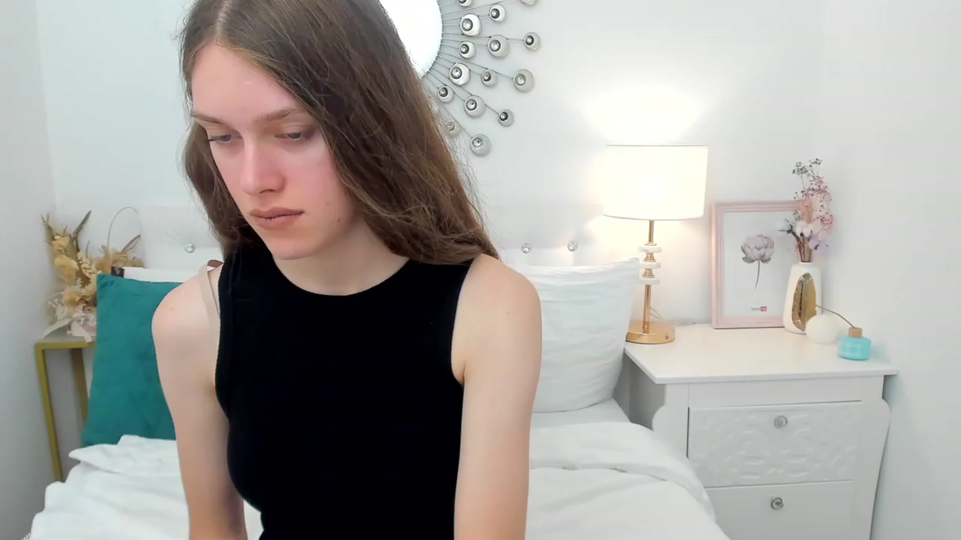 Gallery image thumbnail from JaneBrown's myfreecams stream on, 08/20/2023, 14:20 image 14 of 20