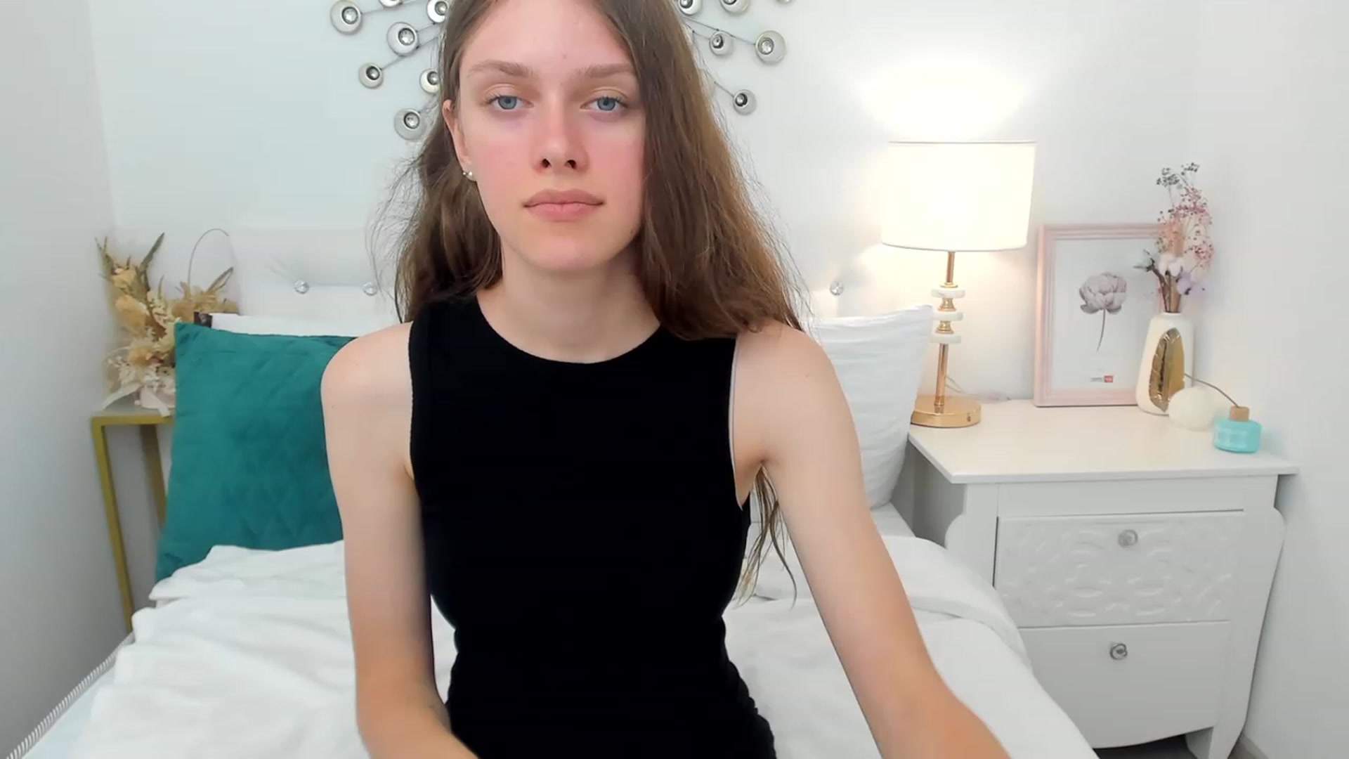 Gallery image thumbnail from JaneBrown's myfreecams stream on, 08/20/2023, 16:00 image 20 of 20